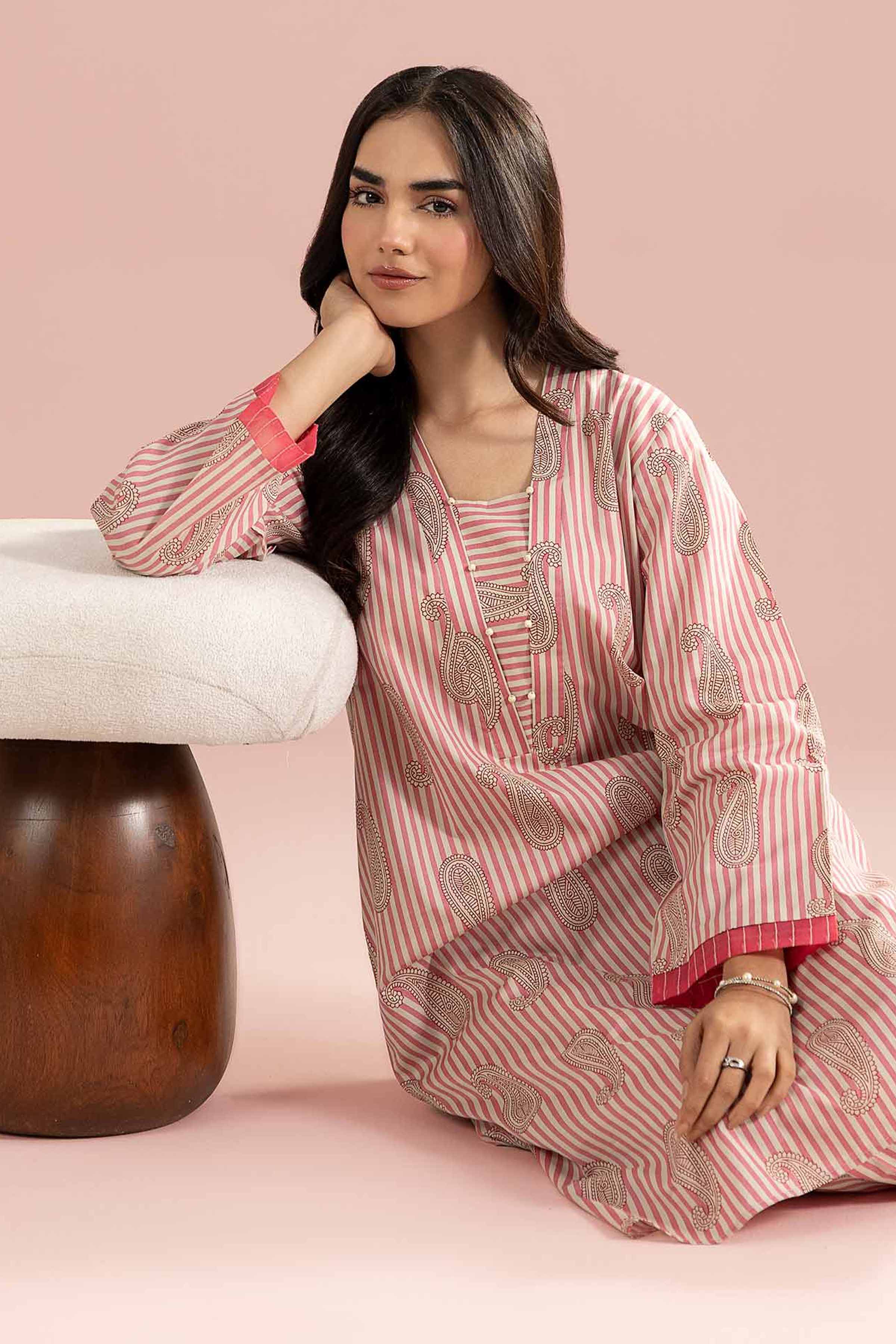 2 Piece - Printed Suit - PE26-188