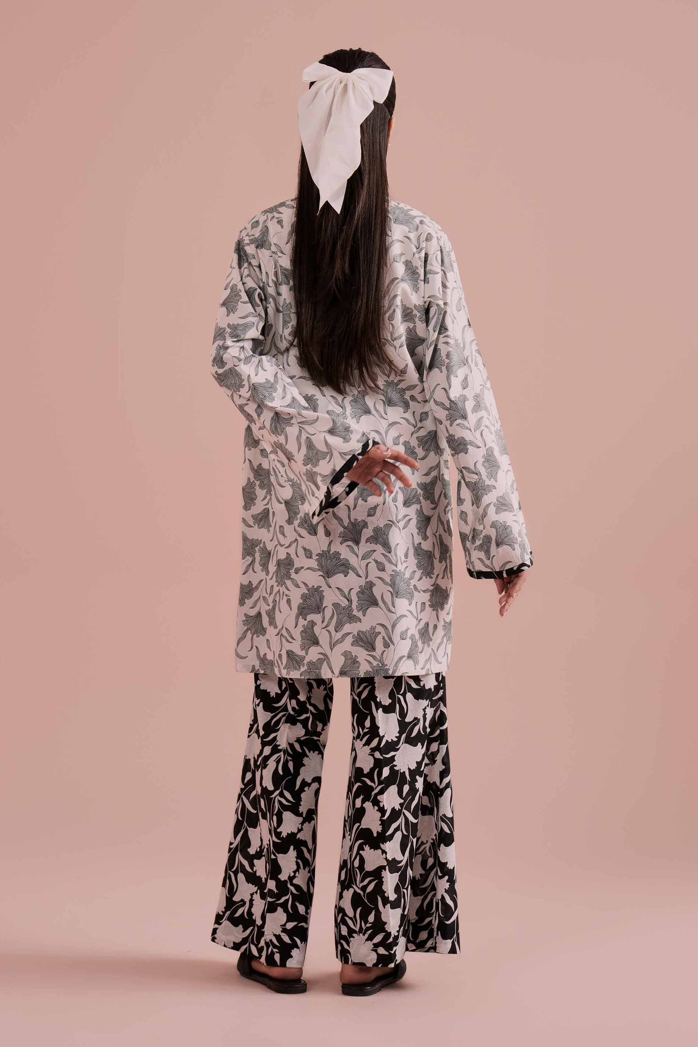 2 Piece - Printed Suit - PE26-191 - Image 4