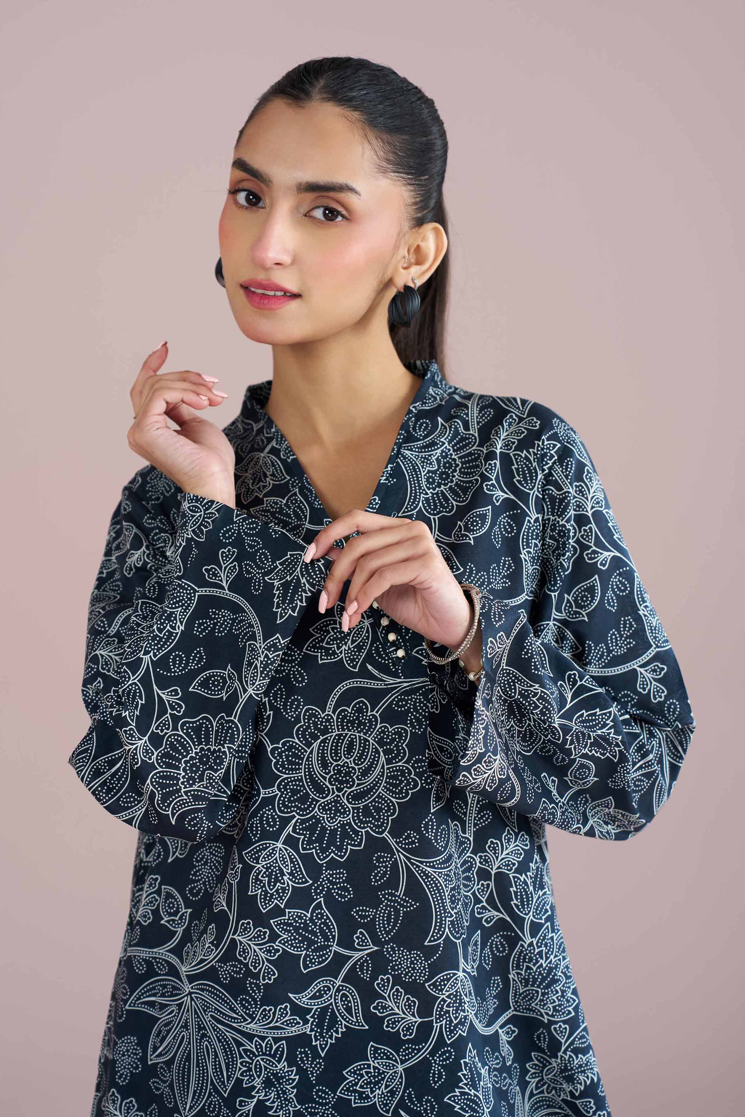 2 Piece - Printed Suit - PE26-196 - Image 2