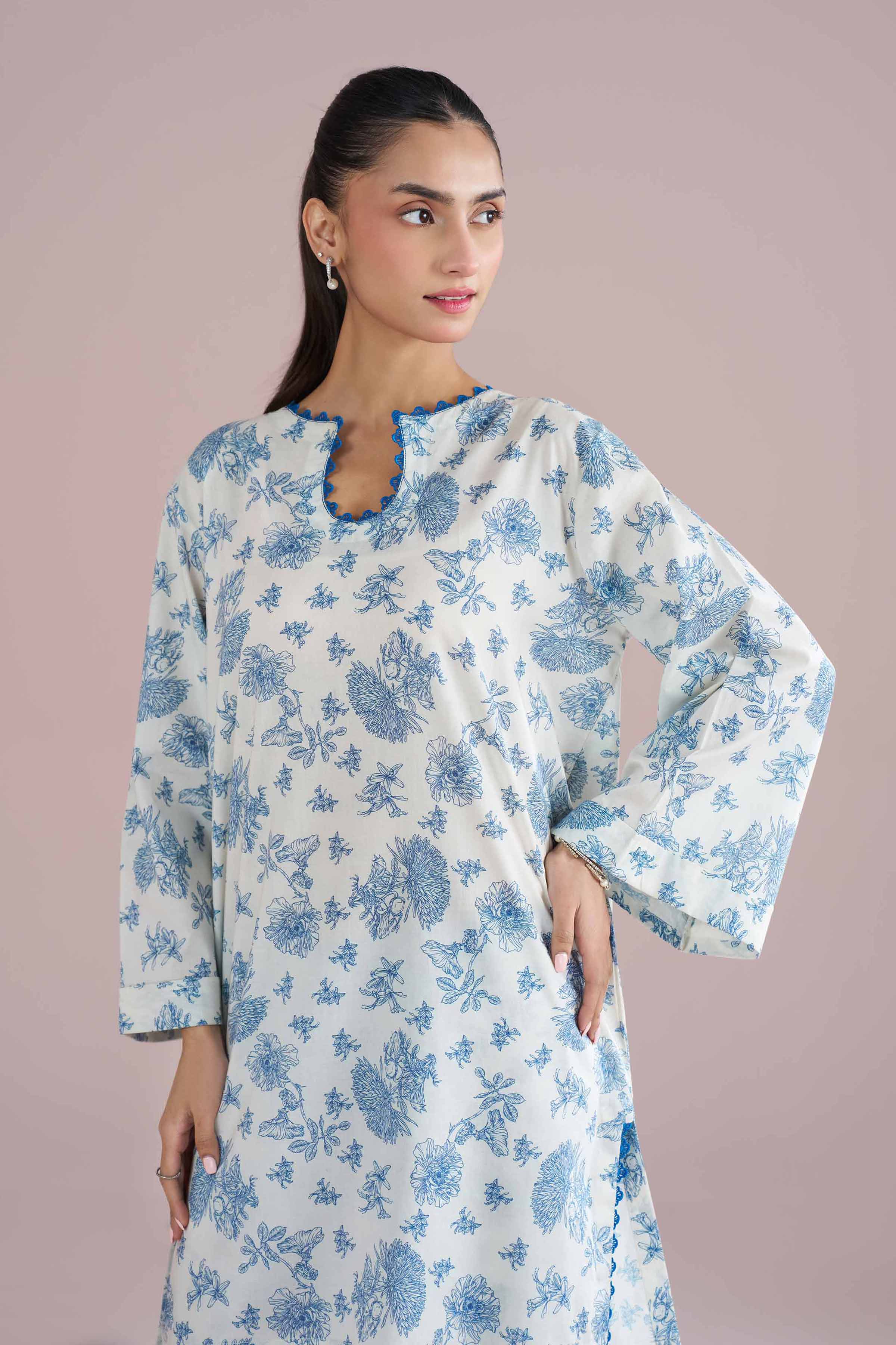 2 Piece - Printed Suit - PE26-197 - Image 3