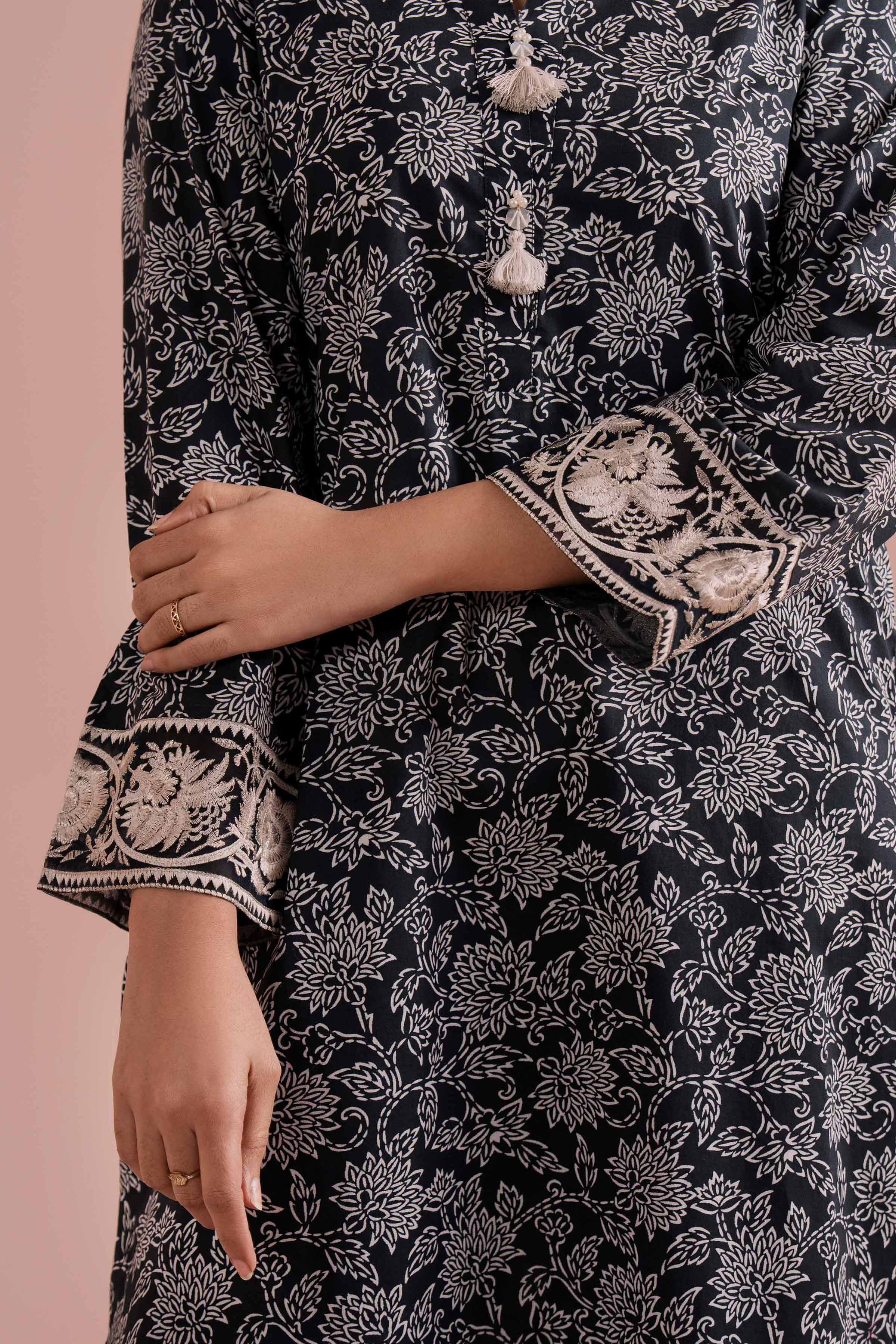 2 Piece - Printed Embroidered Suit - PE26-198 - Image 8