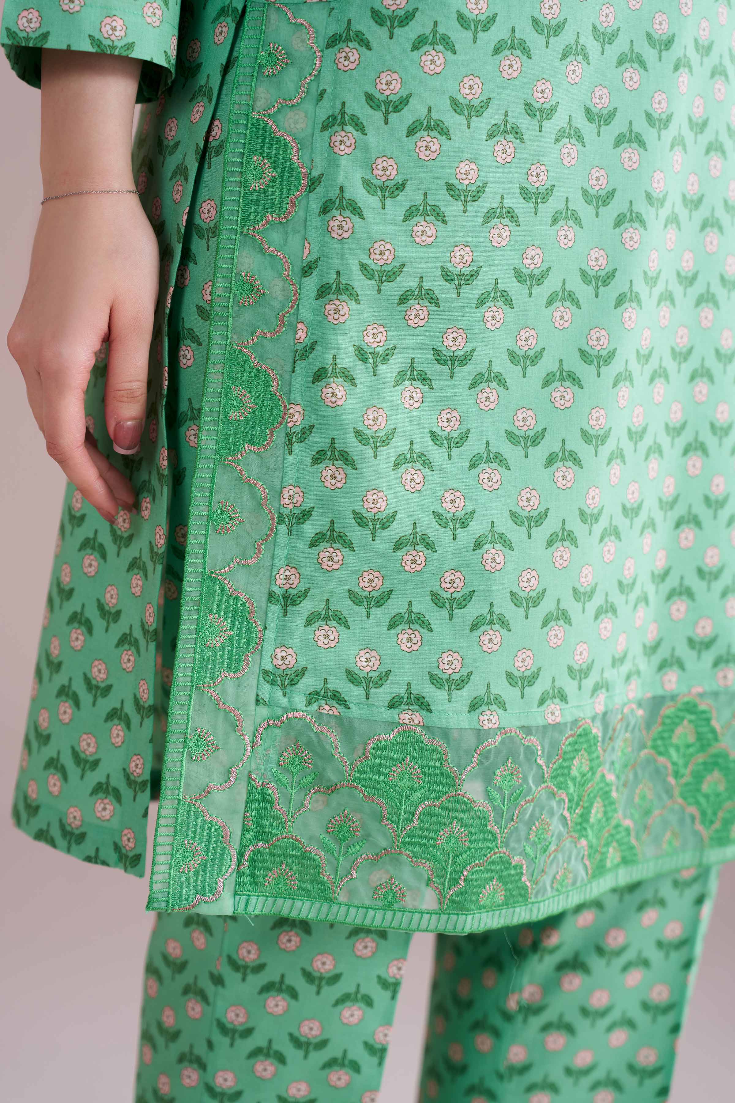 2 Piece - Printed Embroidered Suit - PE26-201 - Image 6