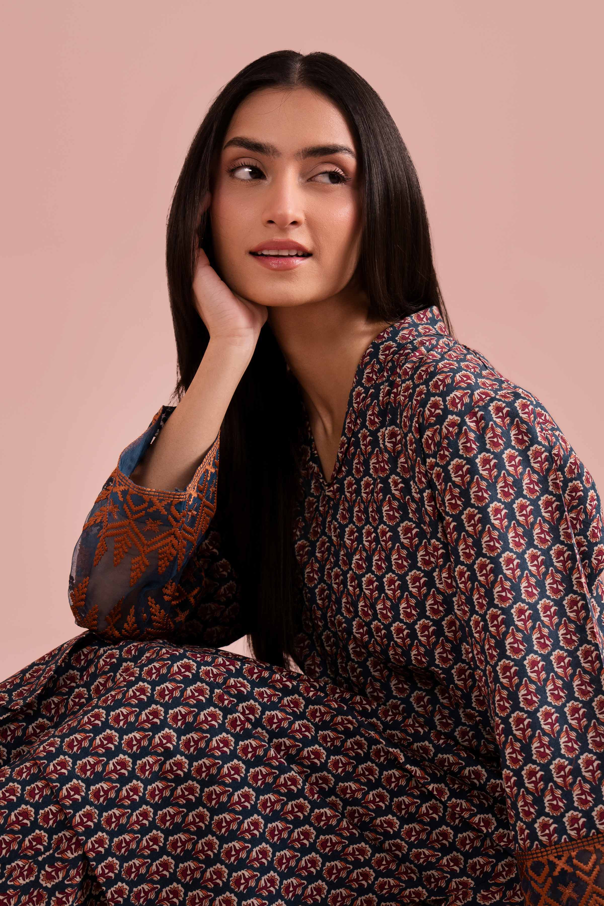 2 Piece - Printed Embroidered Suit - PE26-211 - Image 5