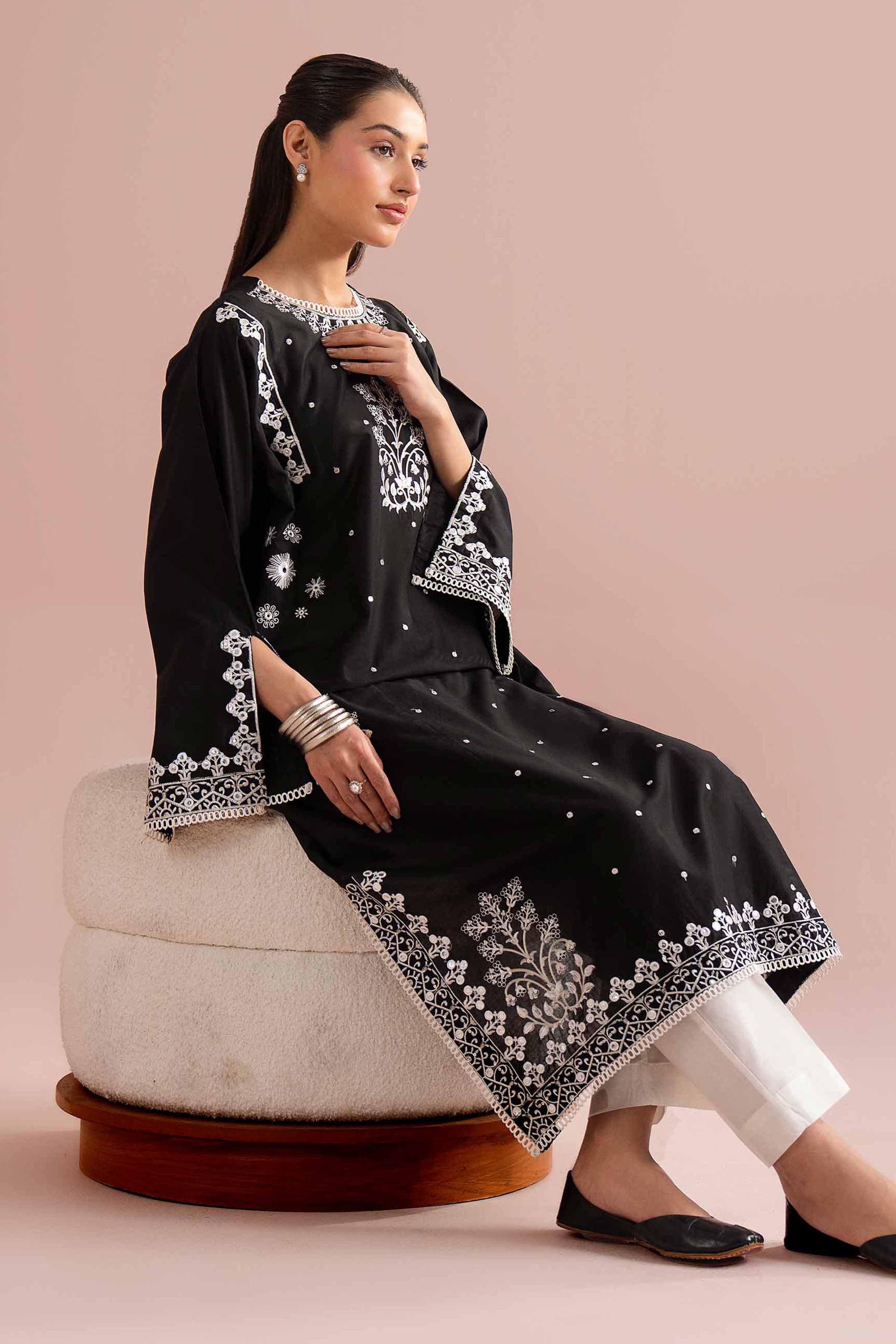 2 Piece - Embroidered Suit - PE26-238 - Image 2