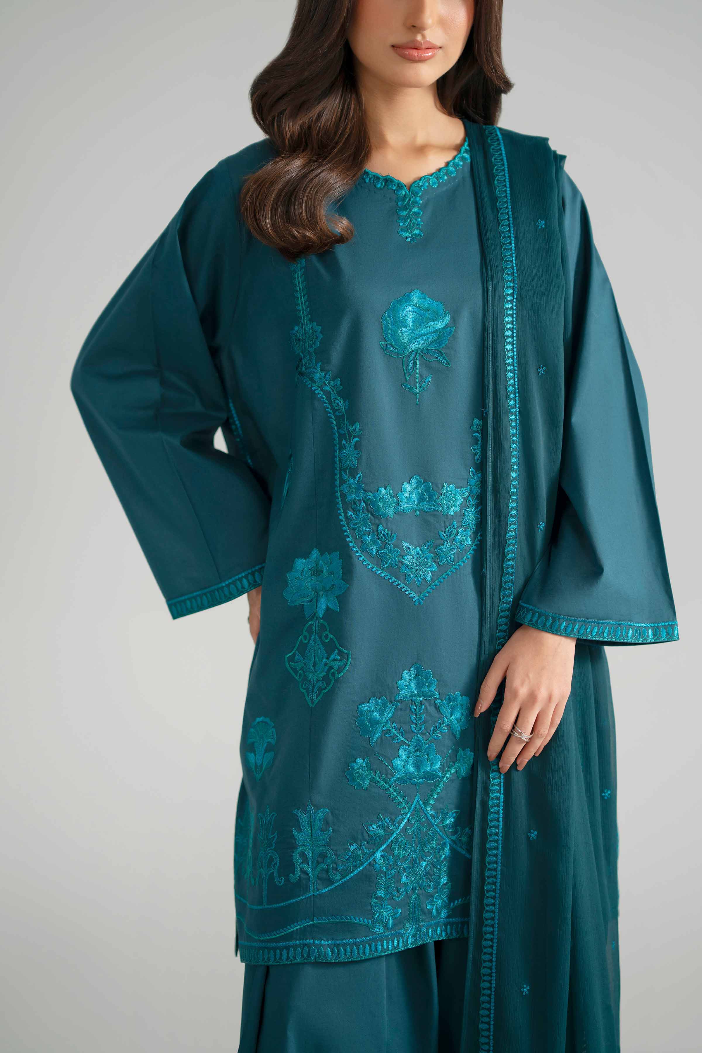 3 Piece - Embroidered Suit - PE26-301 - Image 6