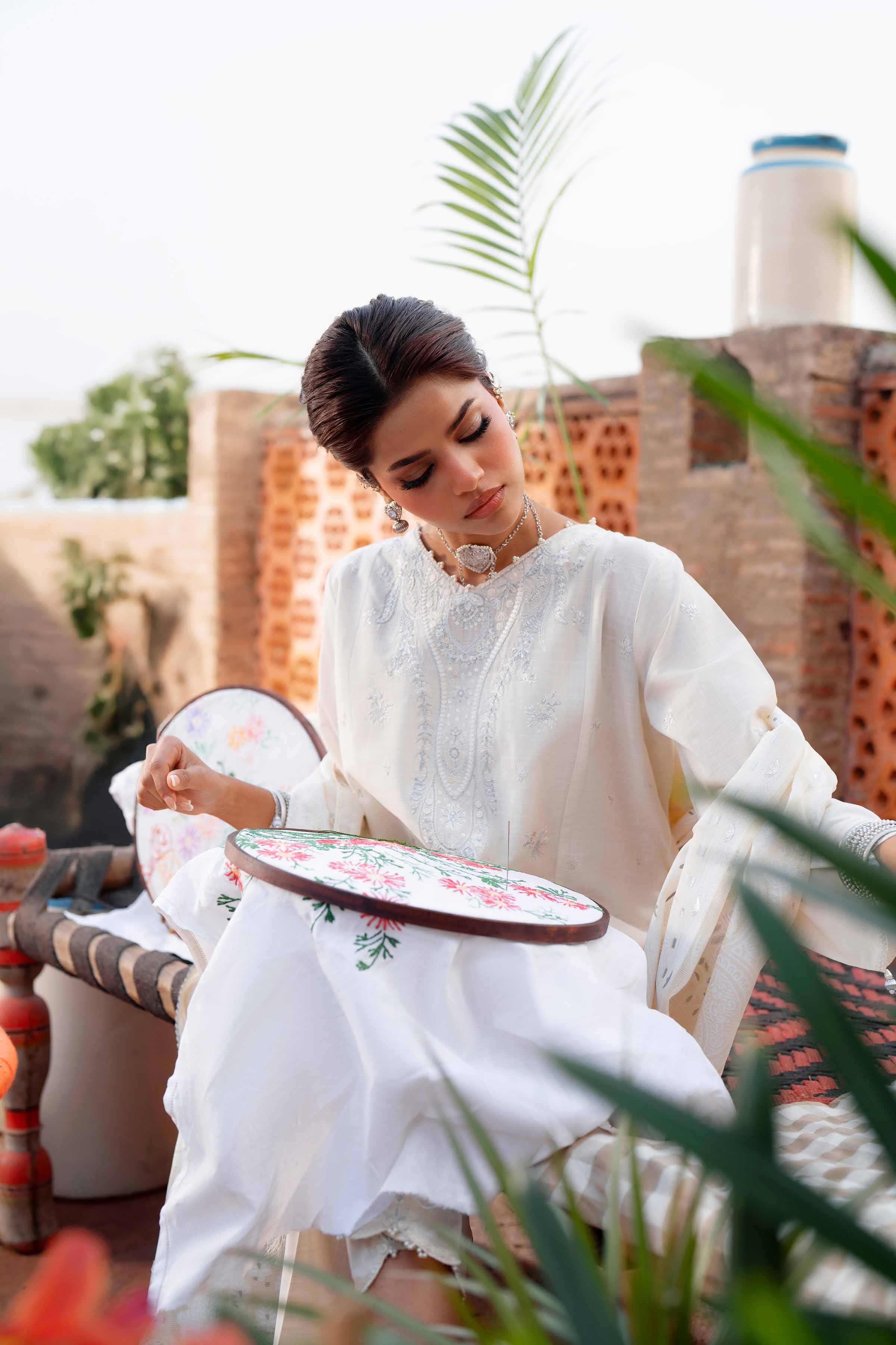 3 Piece - Embroidered Suit - PE26-313 - Image 4