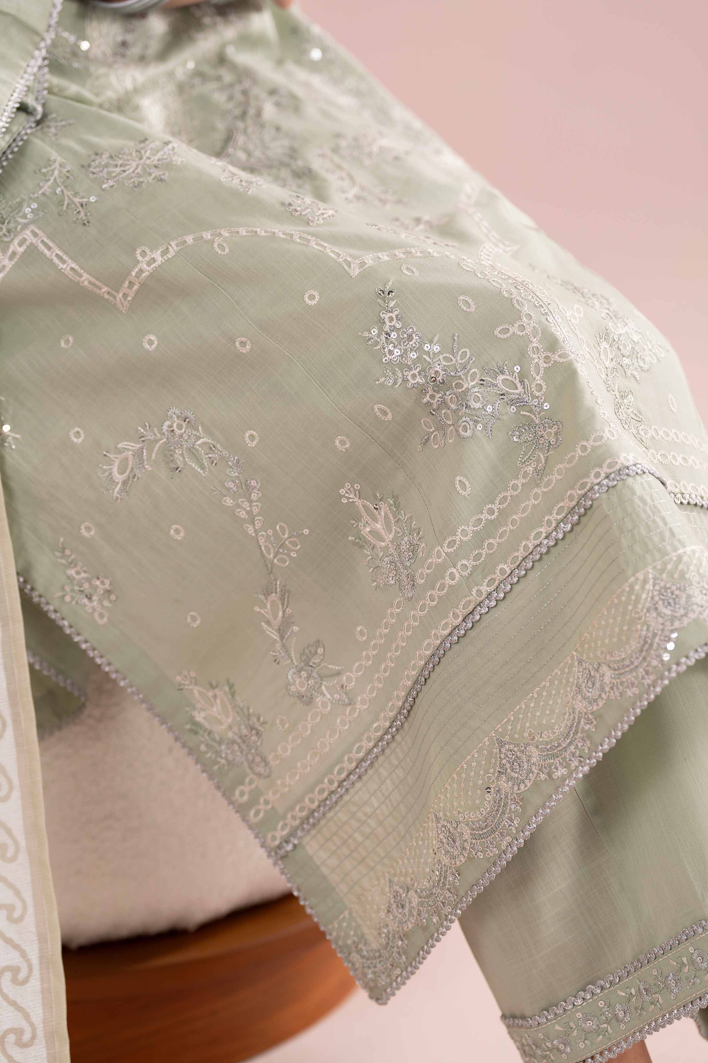 3 Piece - Embroidered Suit - PE26-316 - Image 9