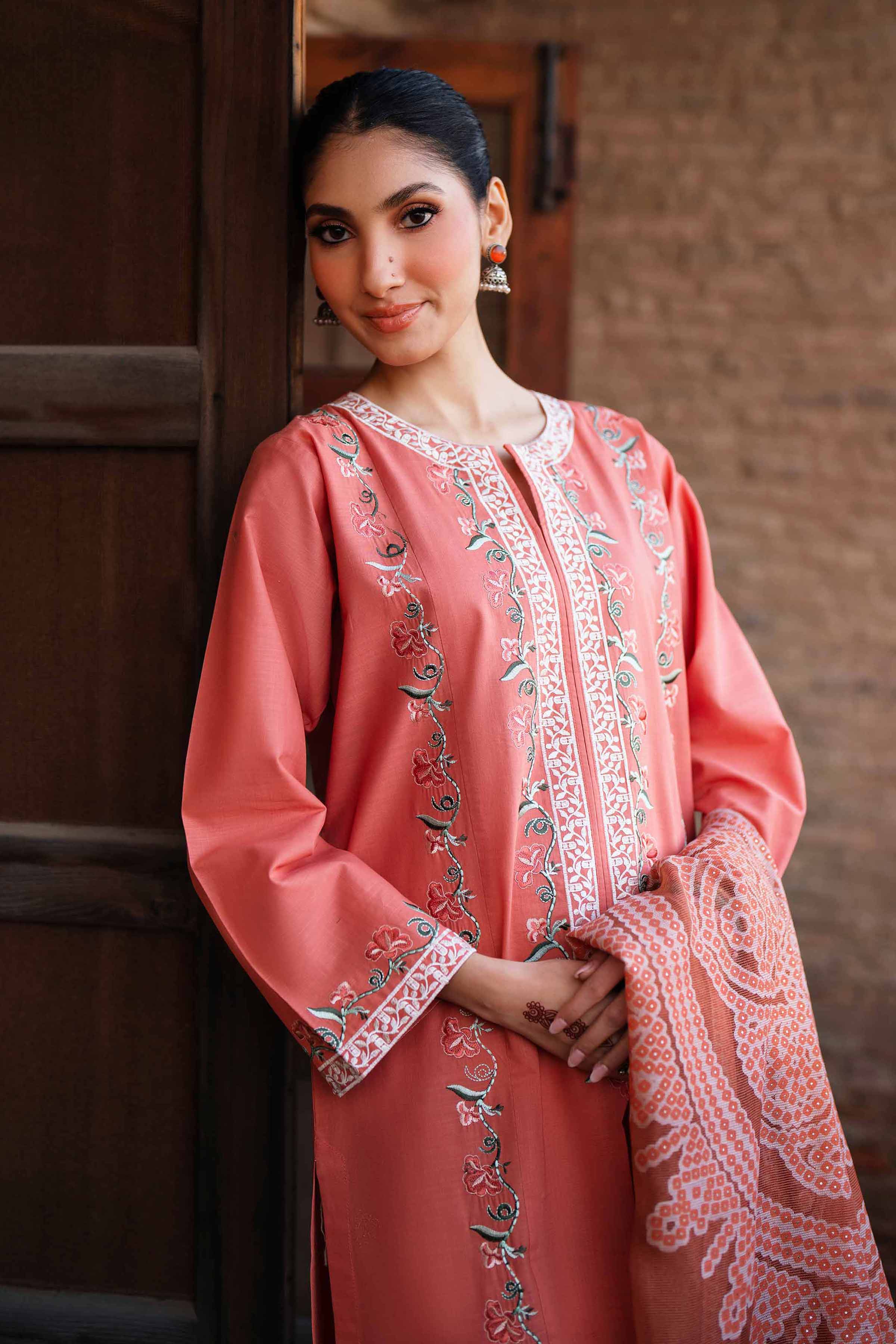 3 Piece - Embroidered Suit - PE26-317 - Image 2