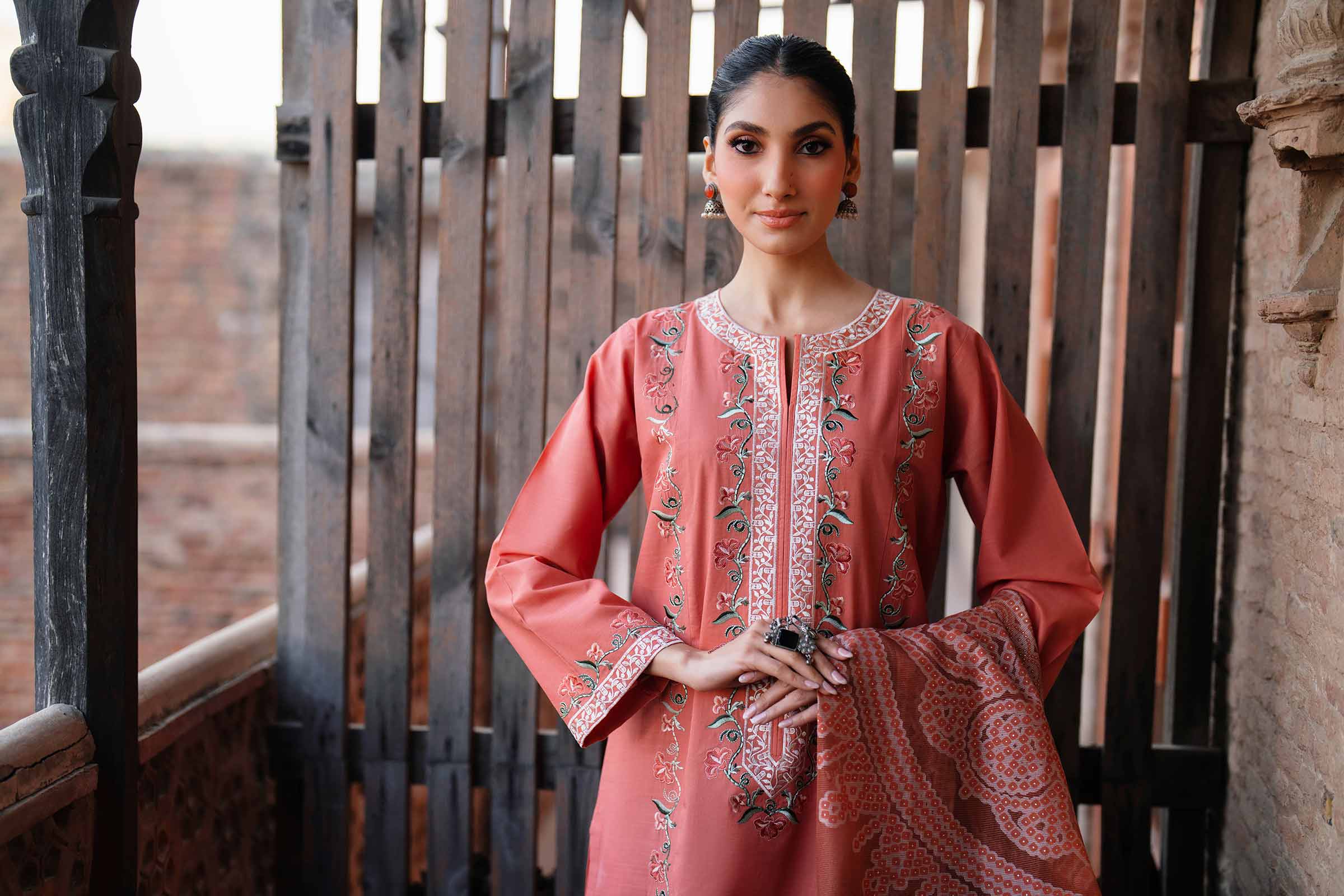 3 Piece - Embroidered Suit - PE26-317 - Image 8