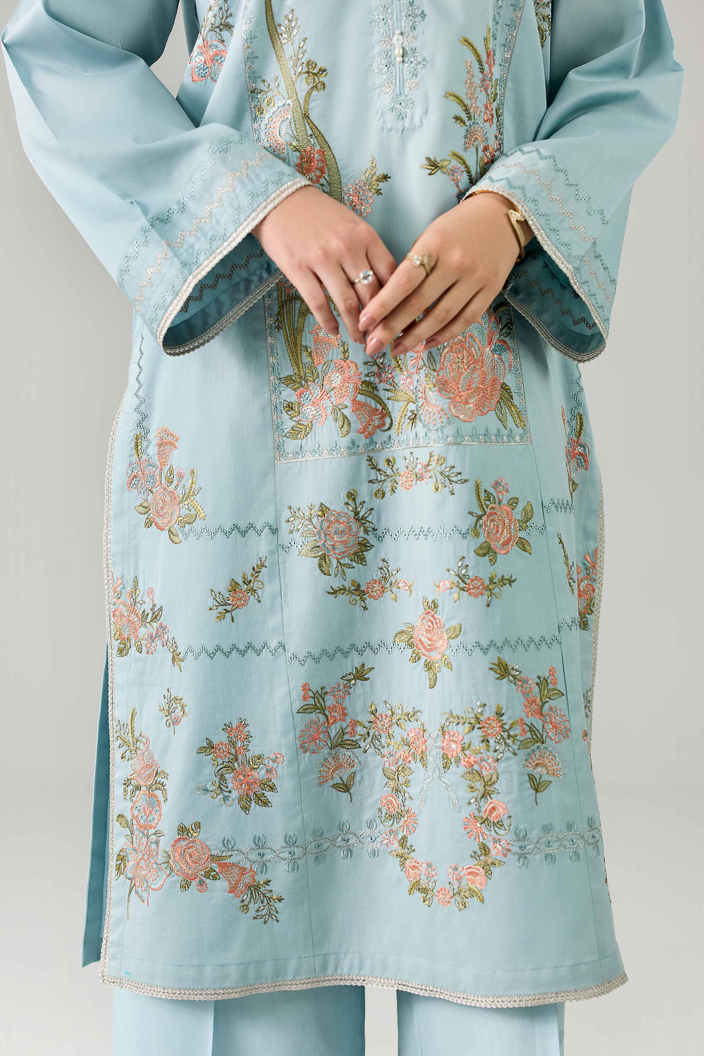 3 Piece - Embroidered Suit - PE26-320 - Image 7