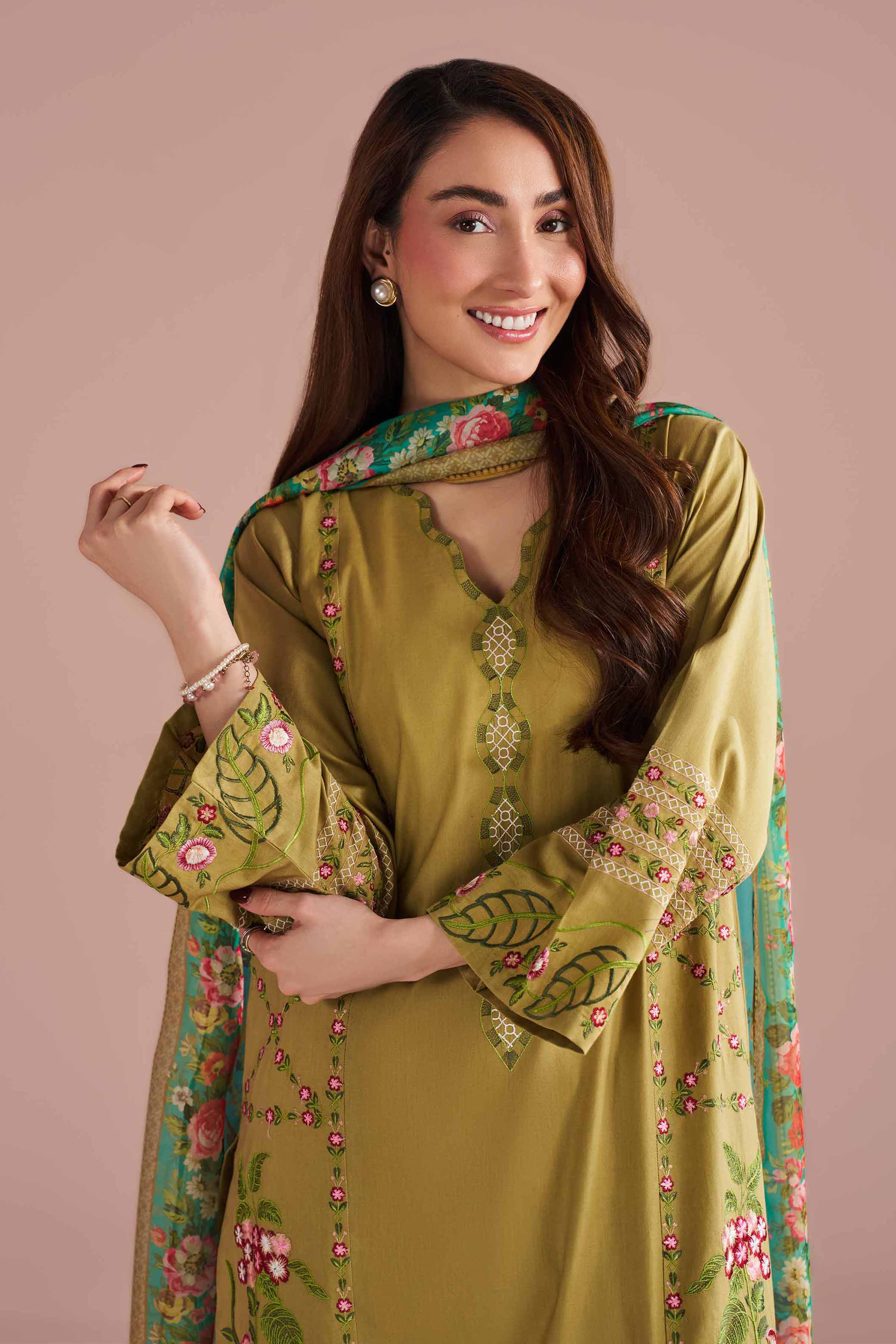 3 Piece - Embroidered Suit - PE26-321 - Image 2