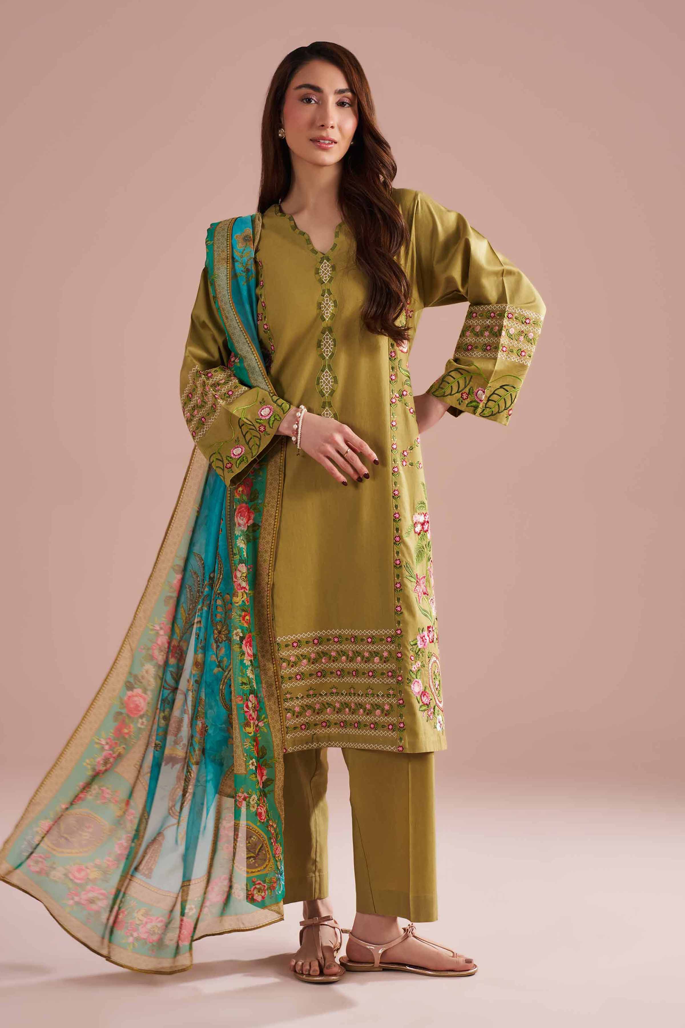 3 Piece - Embroidered Suit - PE26-321 - Image 4