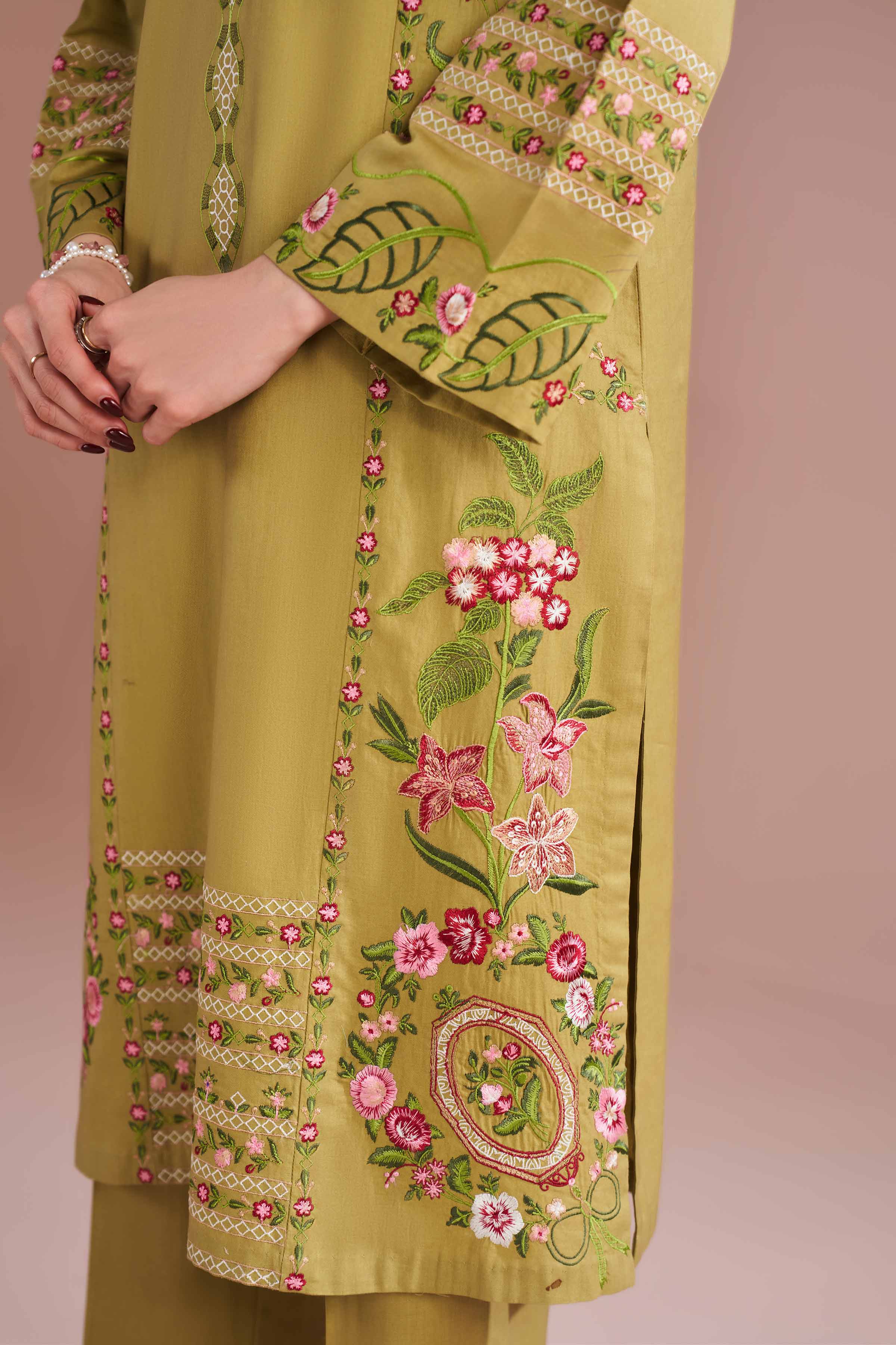 3 Piece - Embroidered Suit - PE26-321 - Image 8
