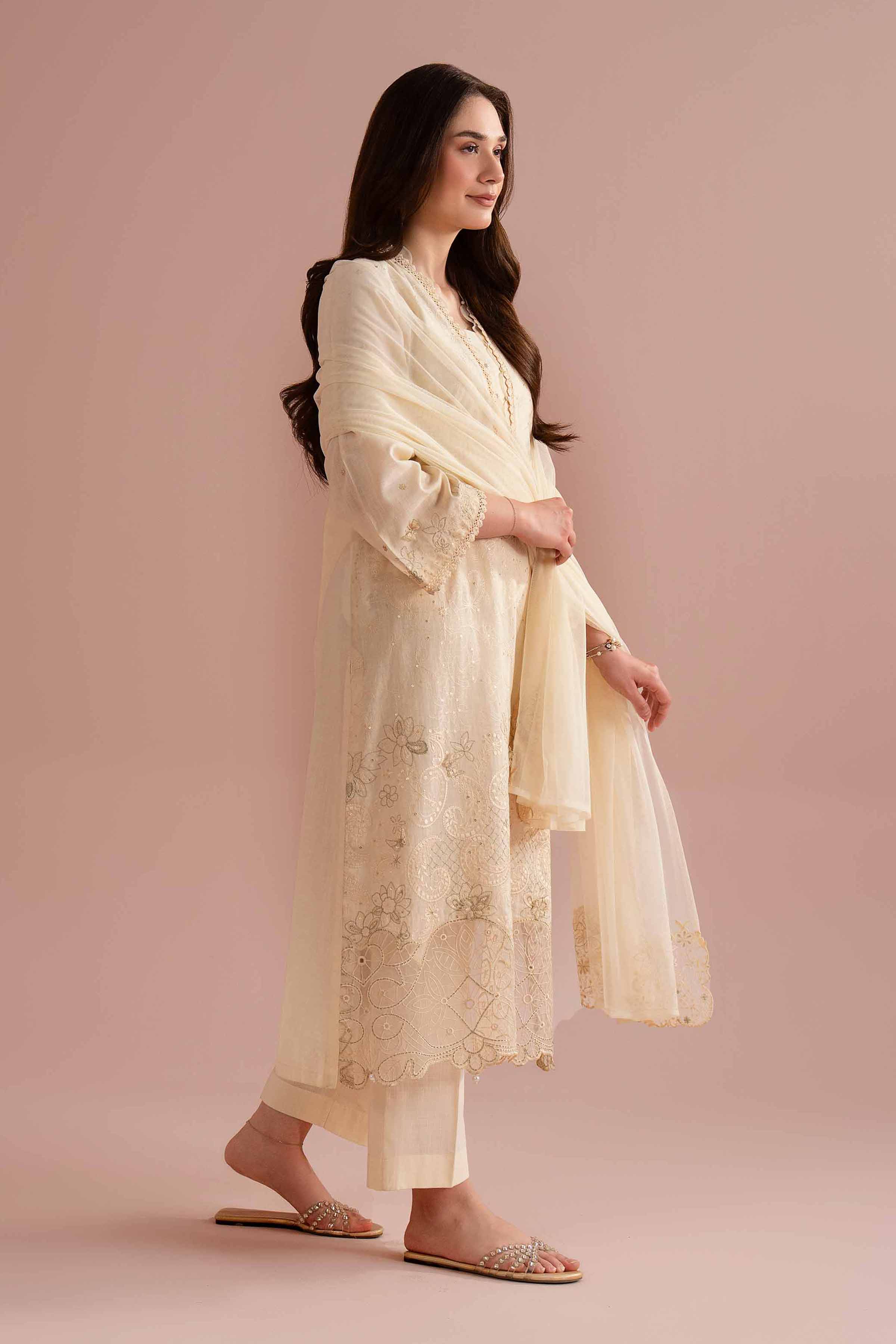 3 Piece - Embroidered Suit - PE26-325 - Image 4