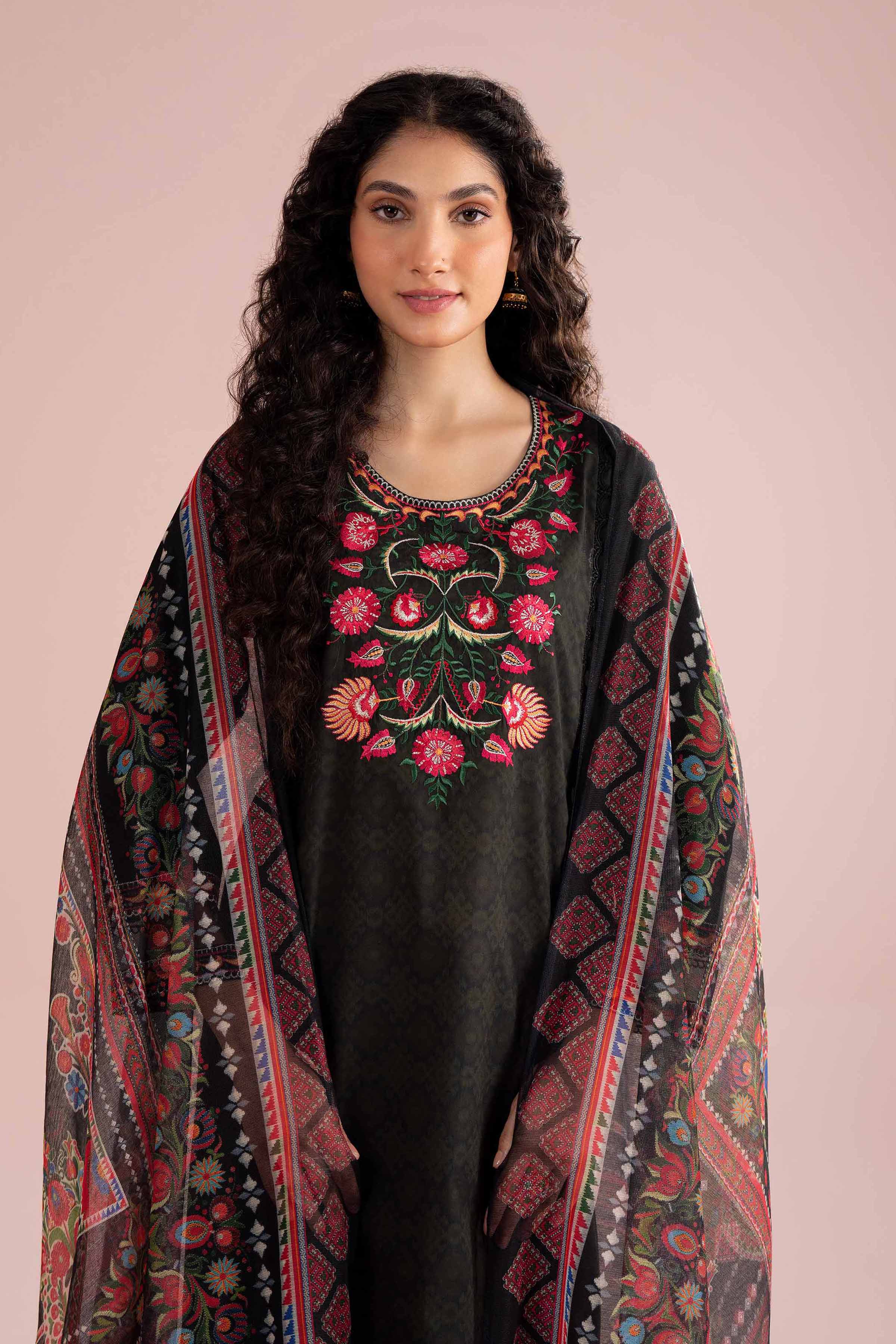 3 Piece - Embroidered Suit - PE26-329 - Image 7
