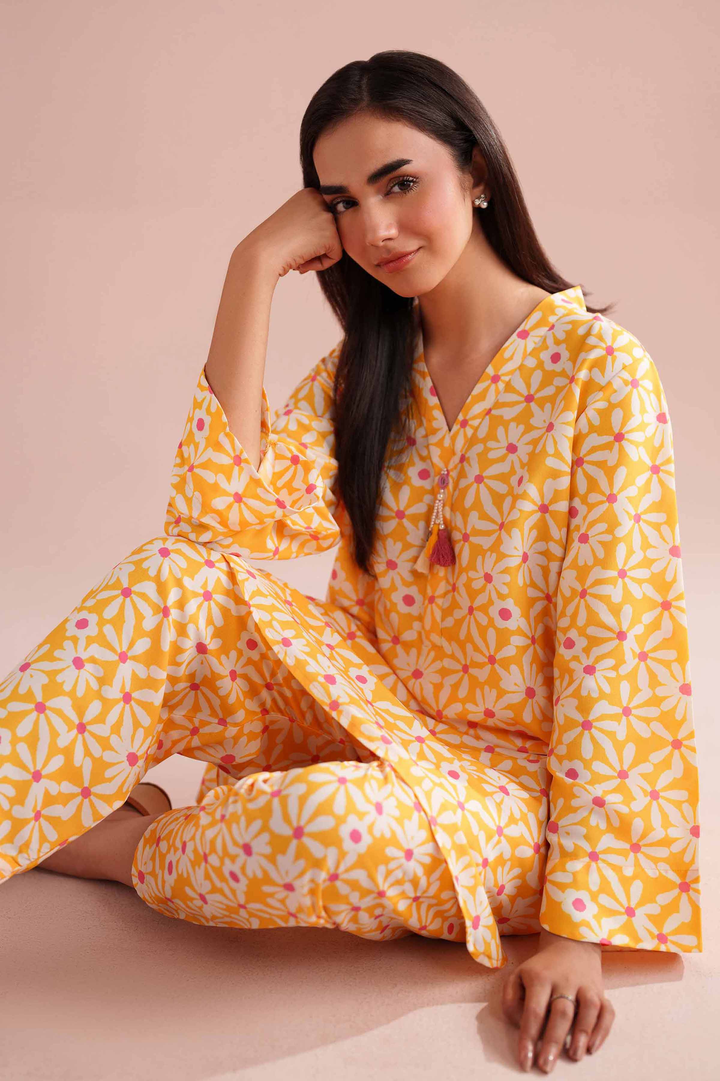 2 Piece - Printed Suit - PE26-345 - Image 2