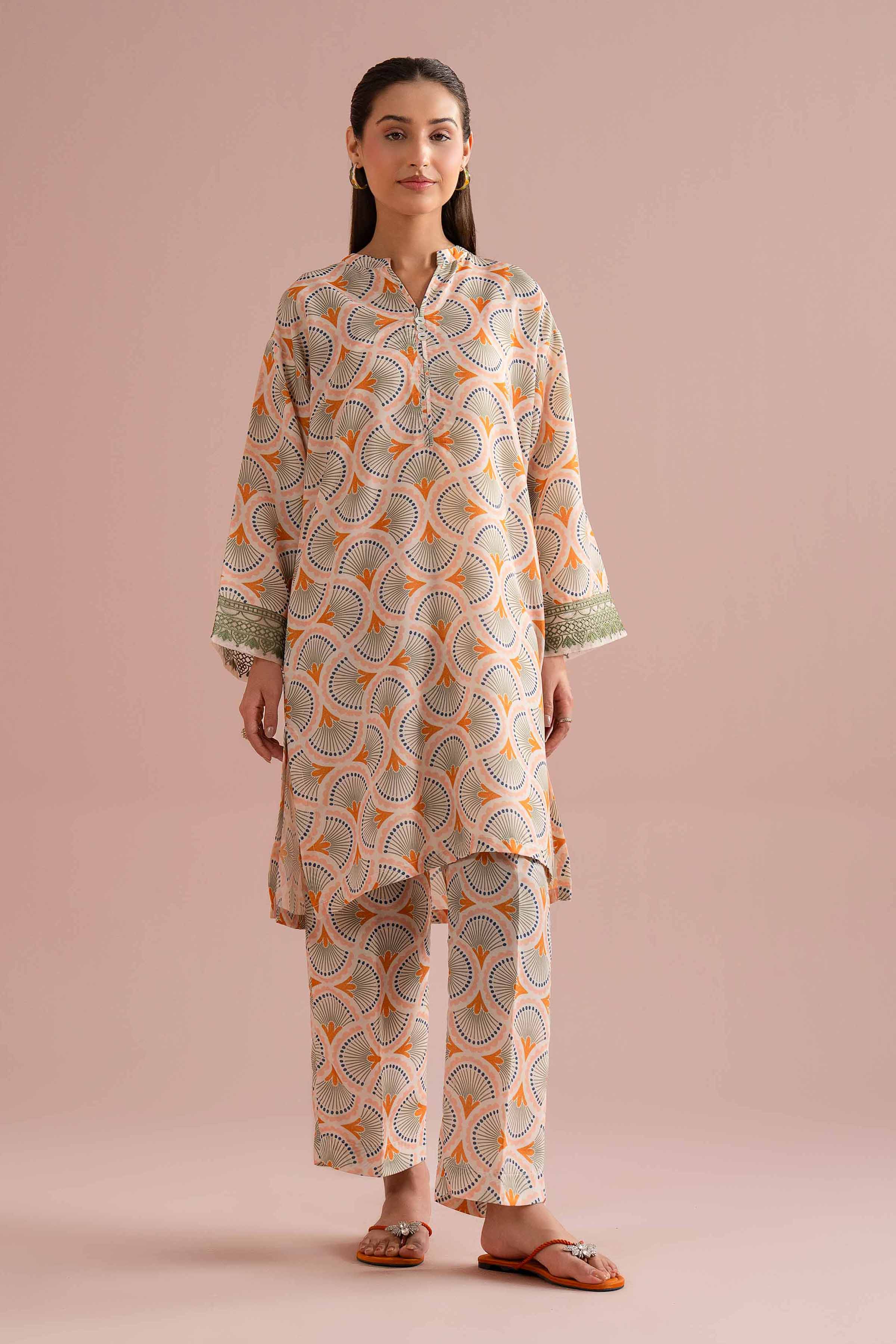 2 Piece - Printed Embroidered Suit - PE26-354 - Image 3