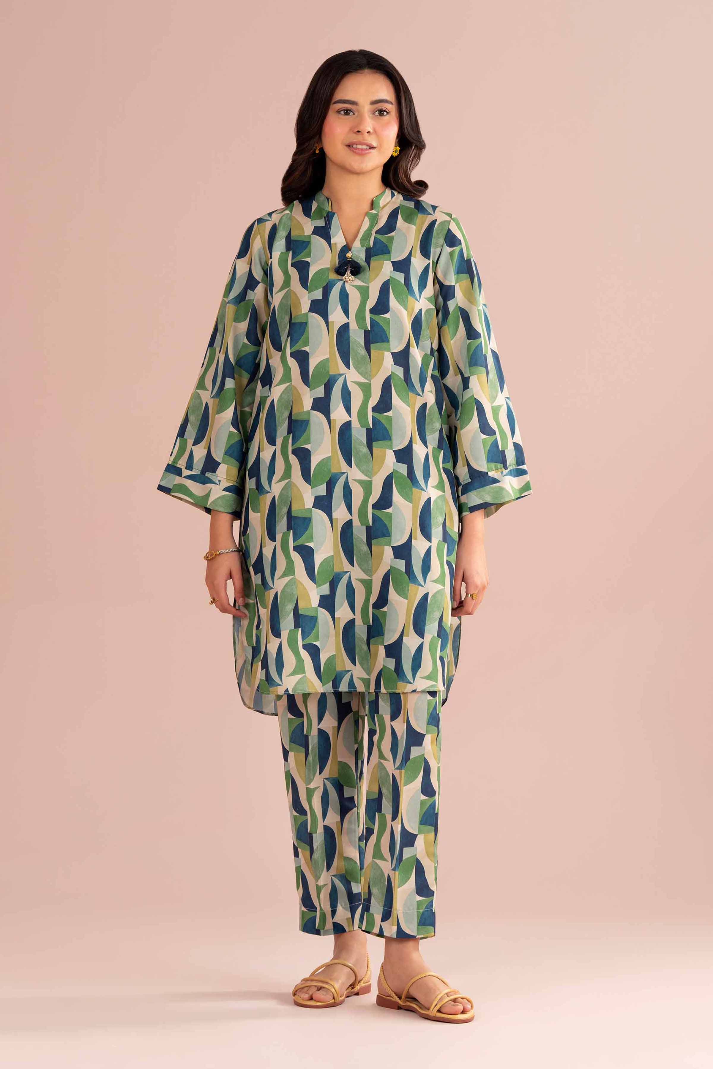 2 Piece - Printed Suit - PE26-363 - Image 5