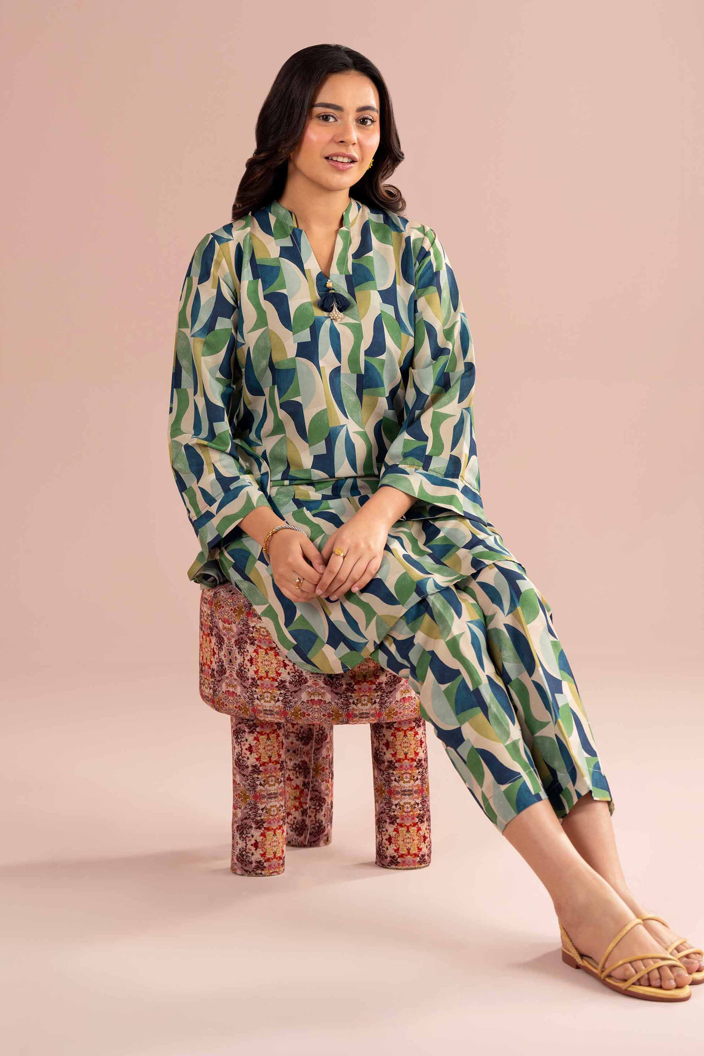 2 Piece - Printed Suit - PE26-363 - Image 6