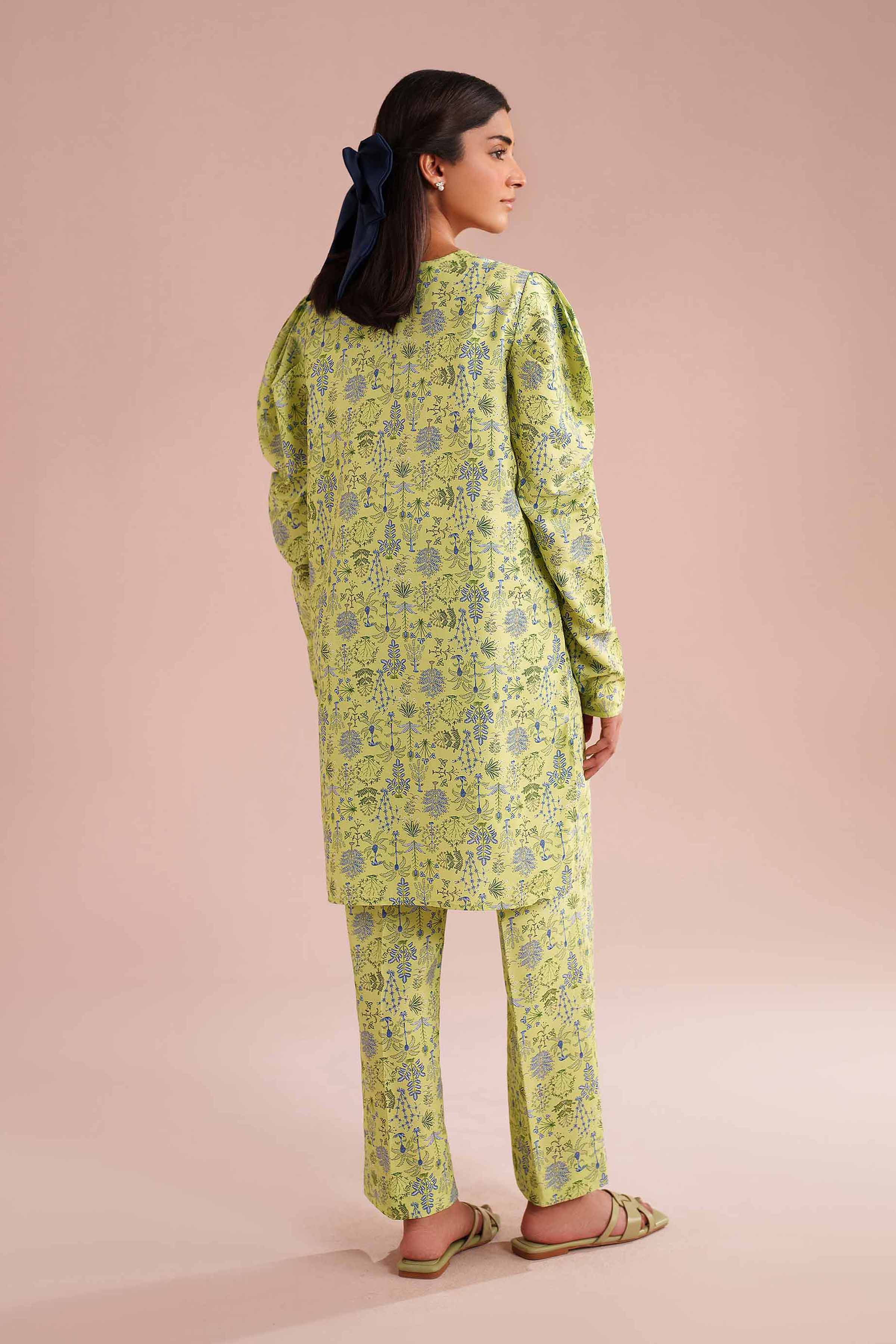 2 Piece - Printed Suit - PE26-420 - Image 3