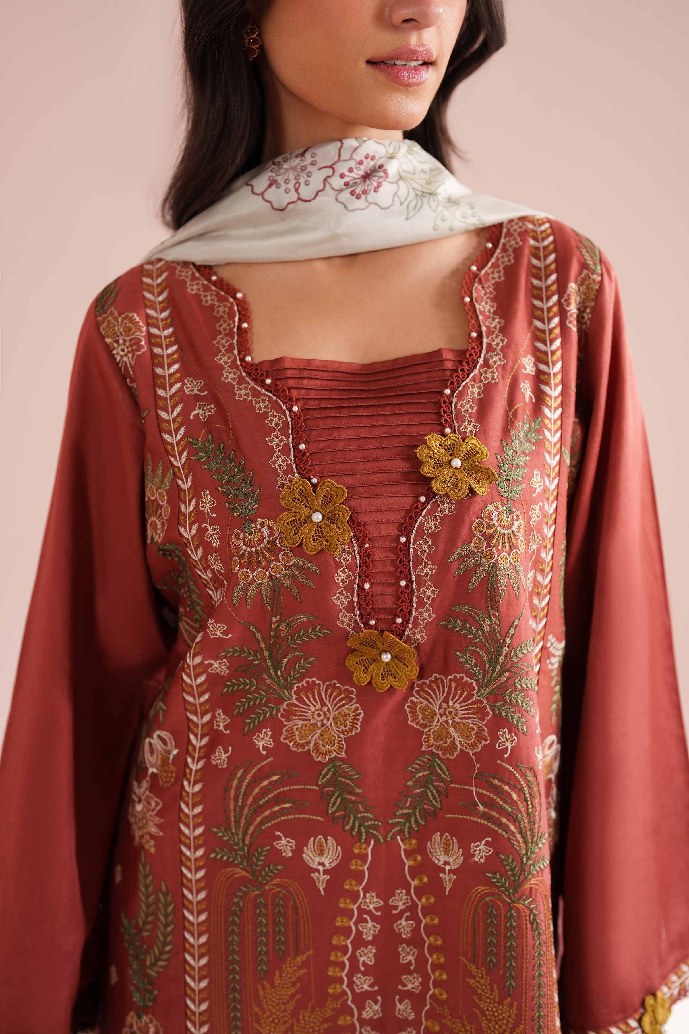 3 Piece - Embroidered Suit - PE26-63 - Image 4