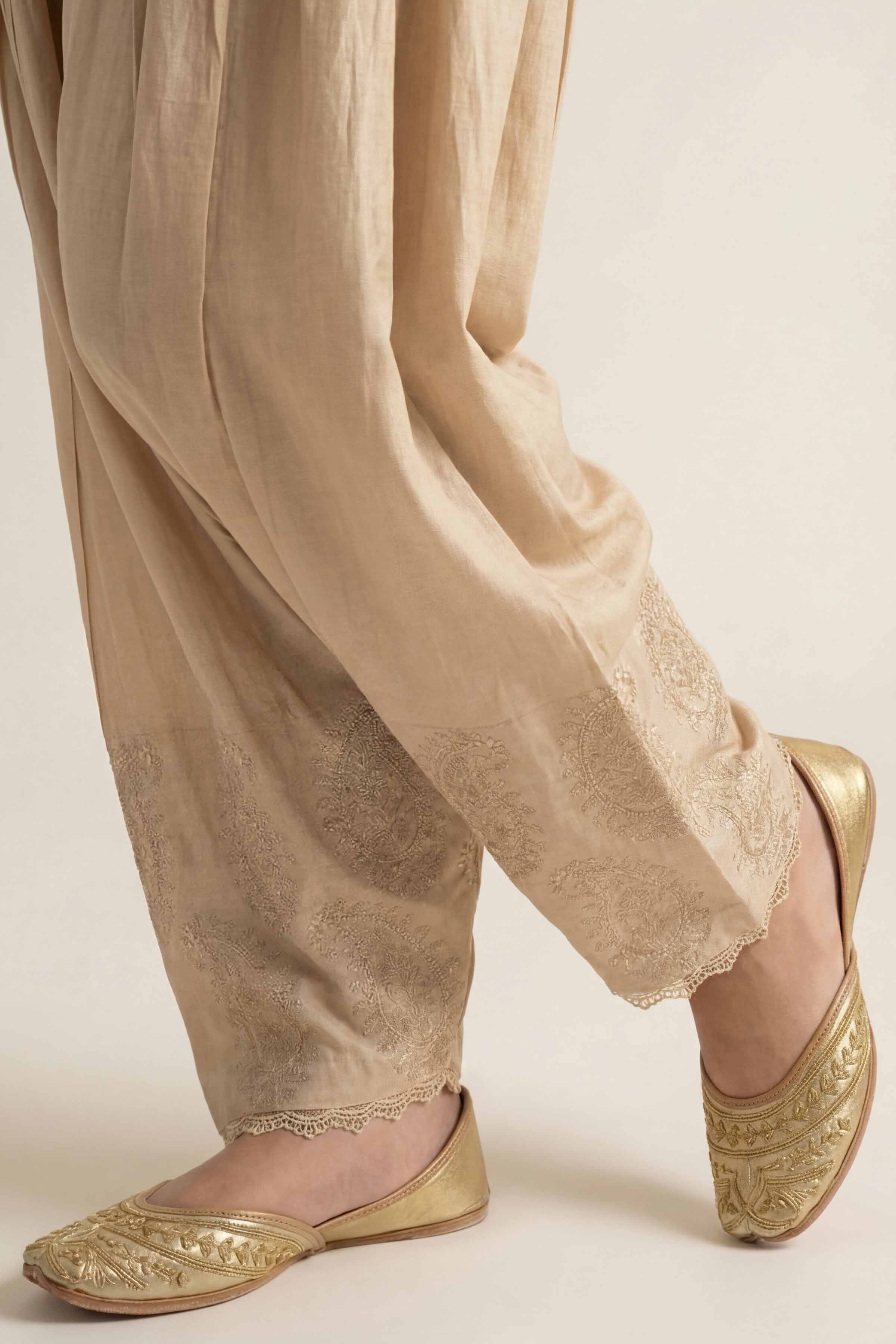 Embroidered Trousers - PE26-644 - Image 3