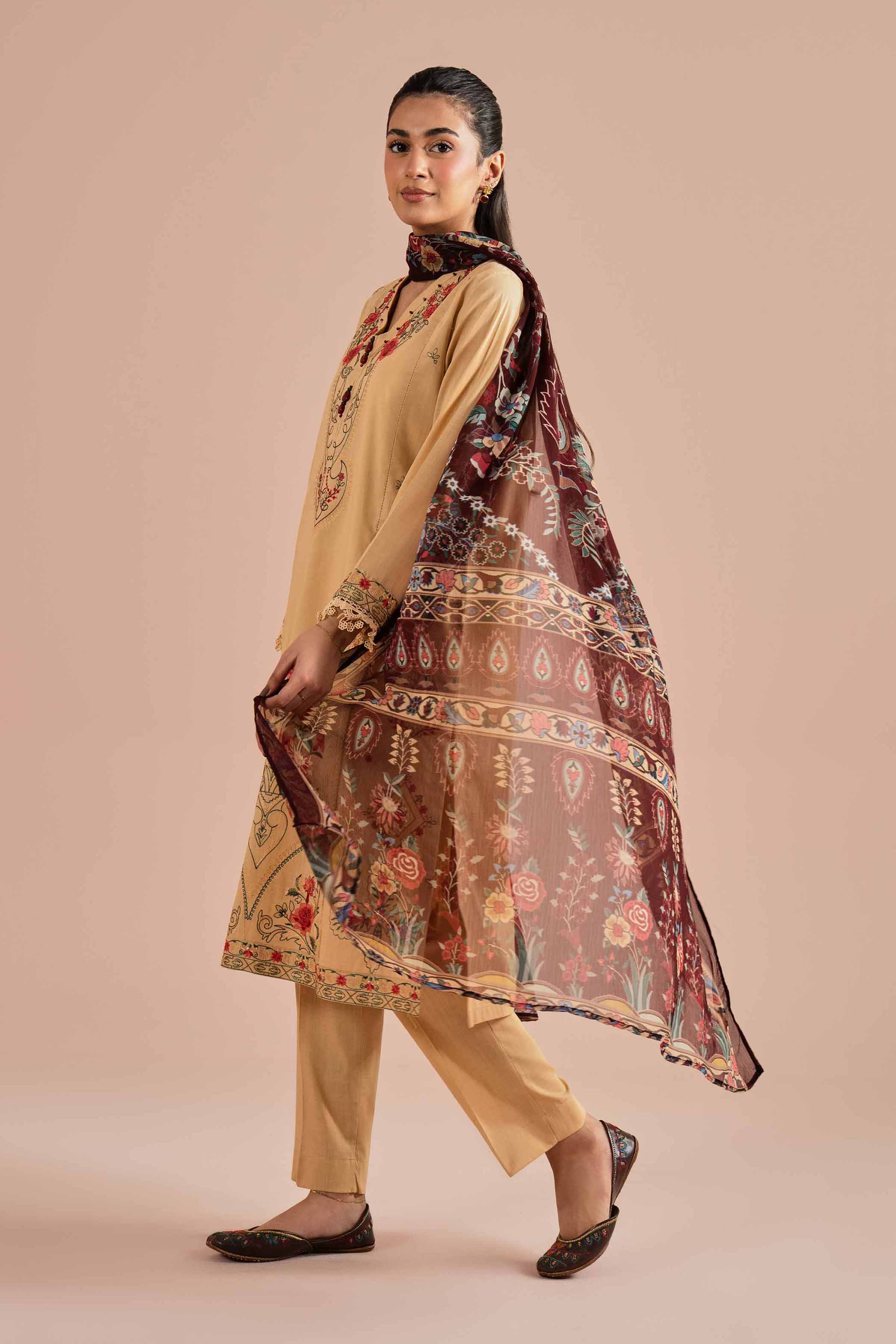 3 Piece - Embroidered Suit - PE26-67 - Image 5