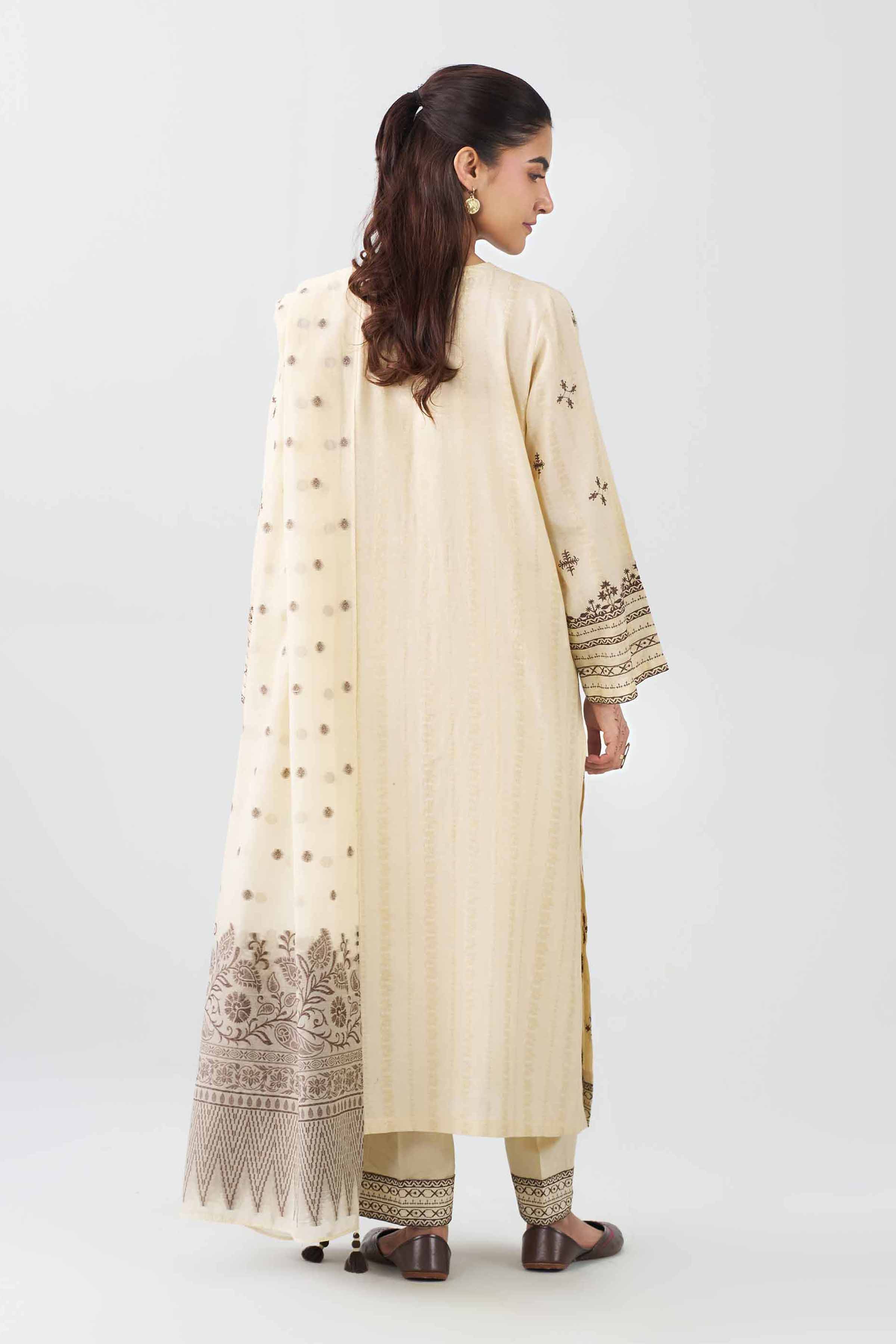 3 Piece - Embroidered Suit - PE26-71 - Image 3