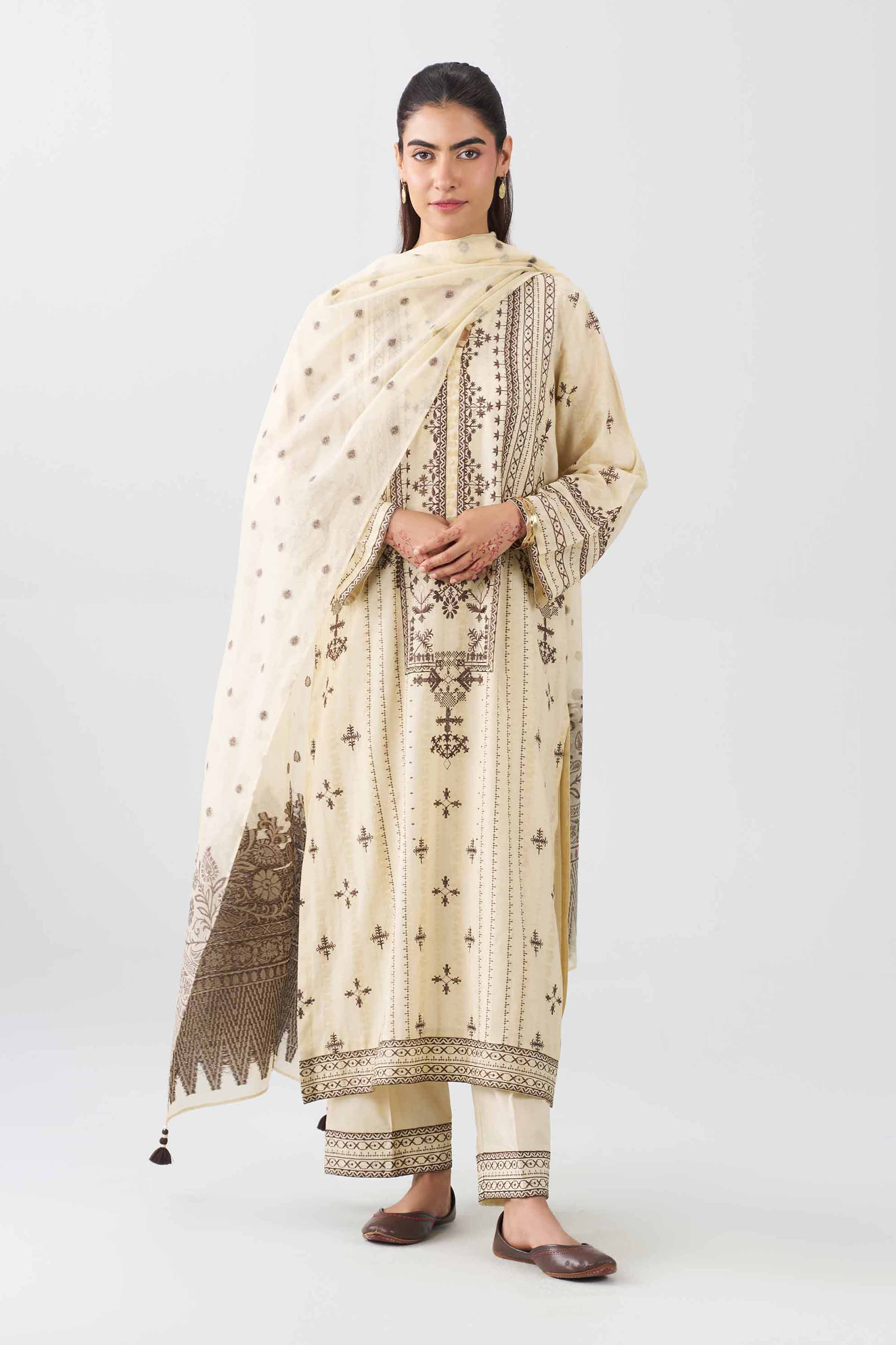 3 Piece - Embroidered Suit - PE26-71 - Image 4