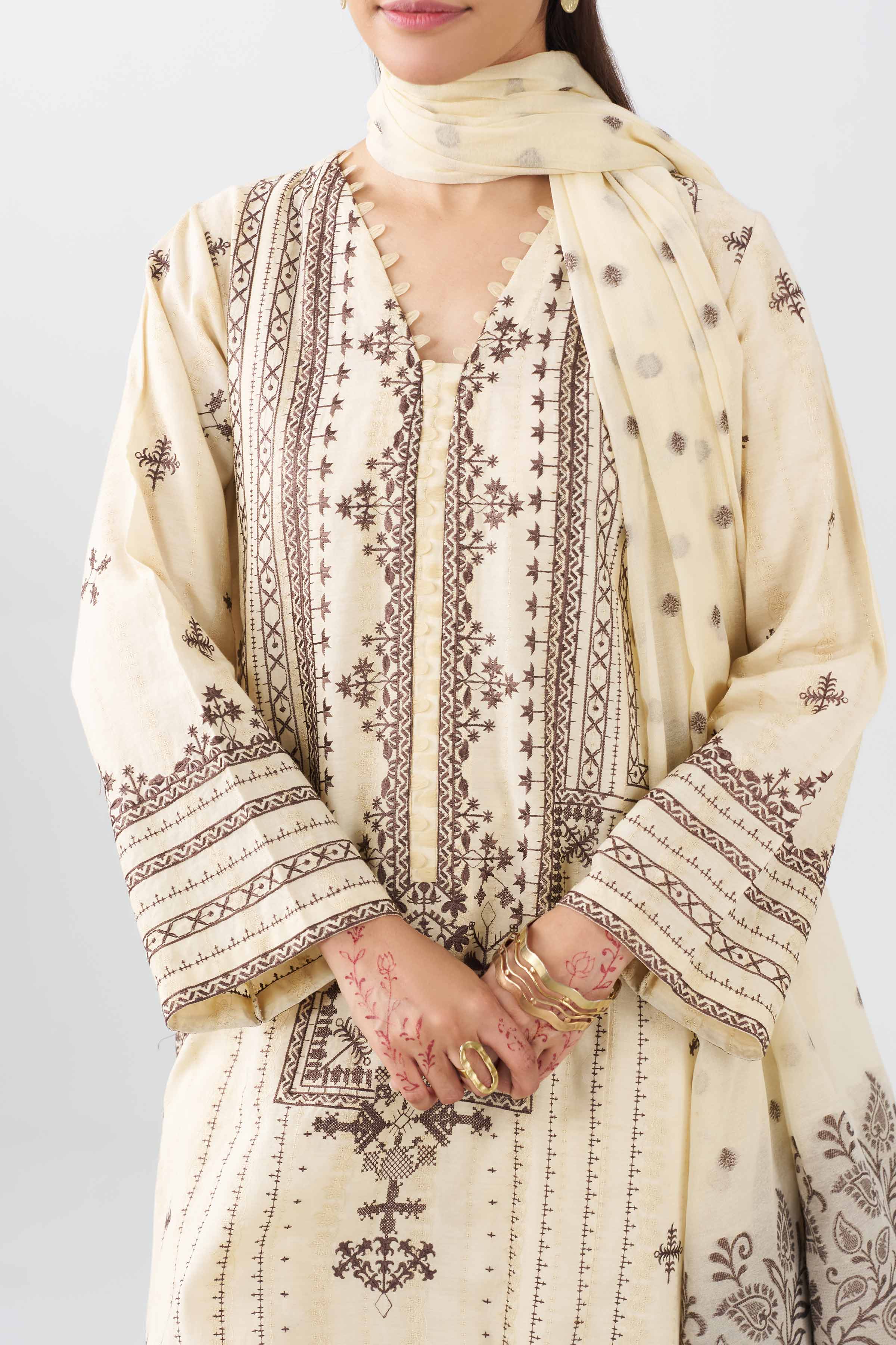 3 Piece - Embroidered Suit - PE26-71 - Image 7