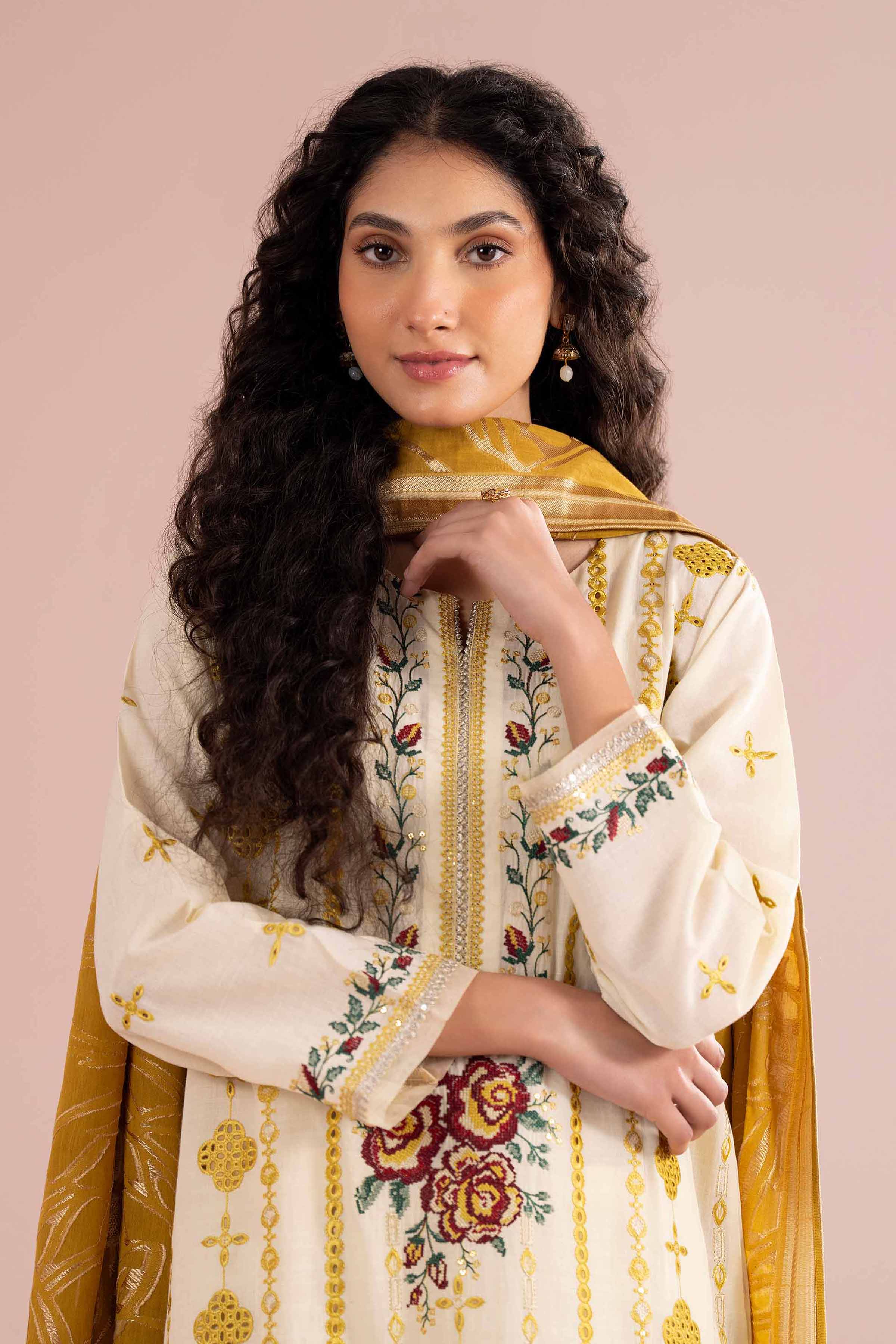 3 Piece - Embroidered Suit - PE26-75 - Image 7
