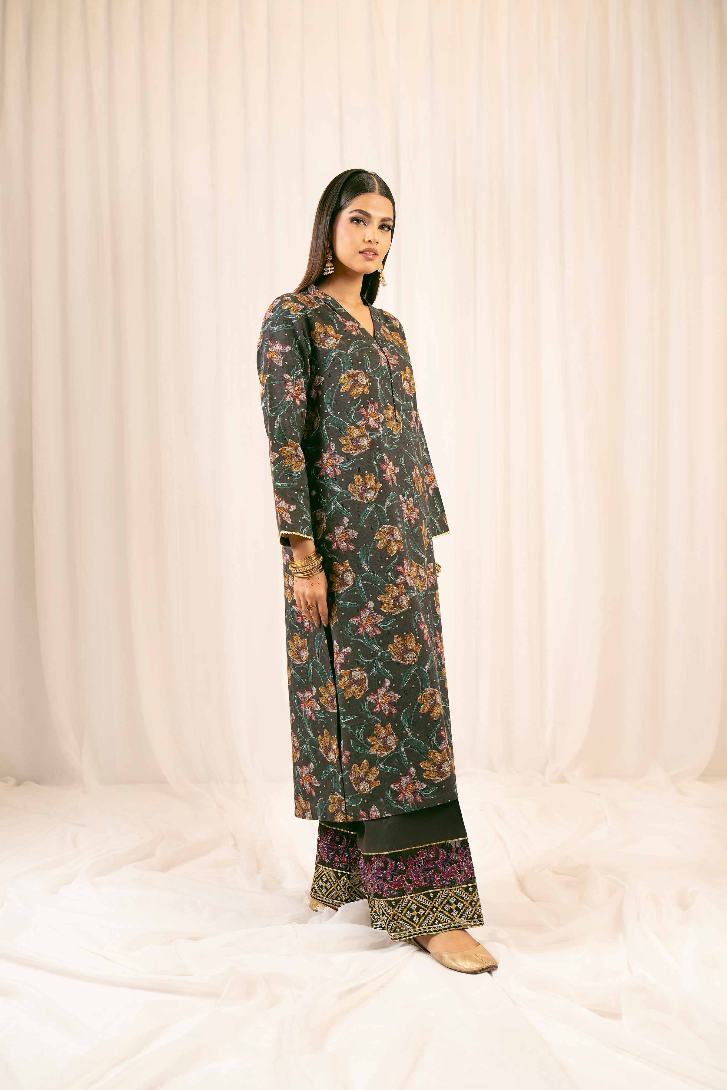 2 Piece - Printed Embroidered Suit - PFE25-15 - Image 6