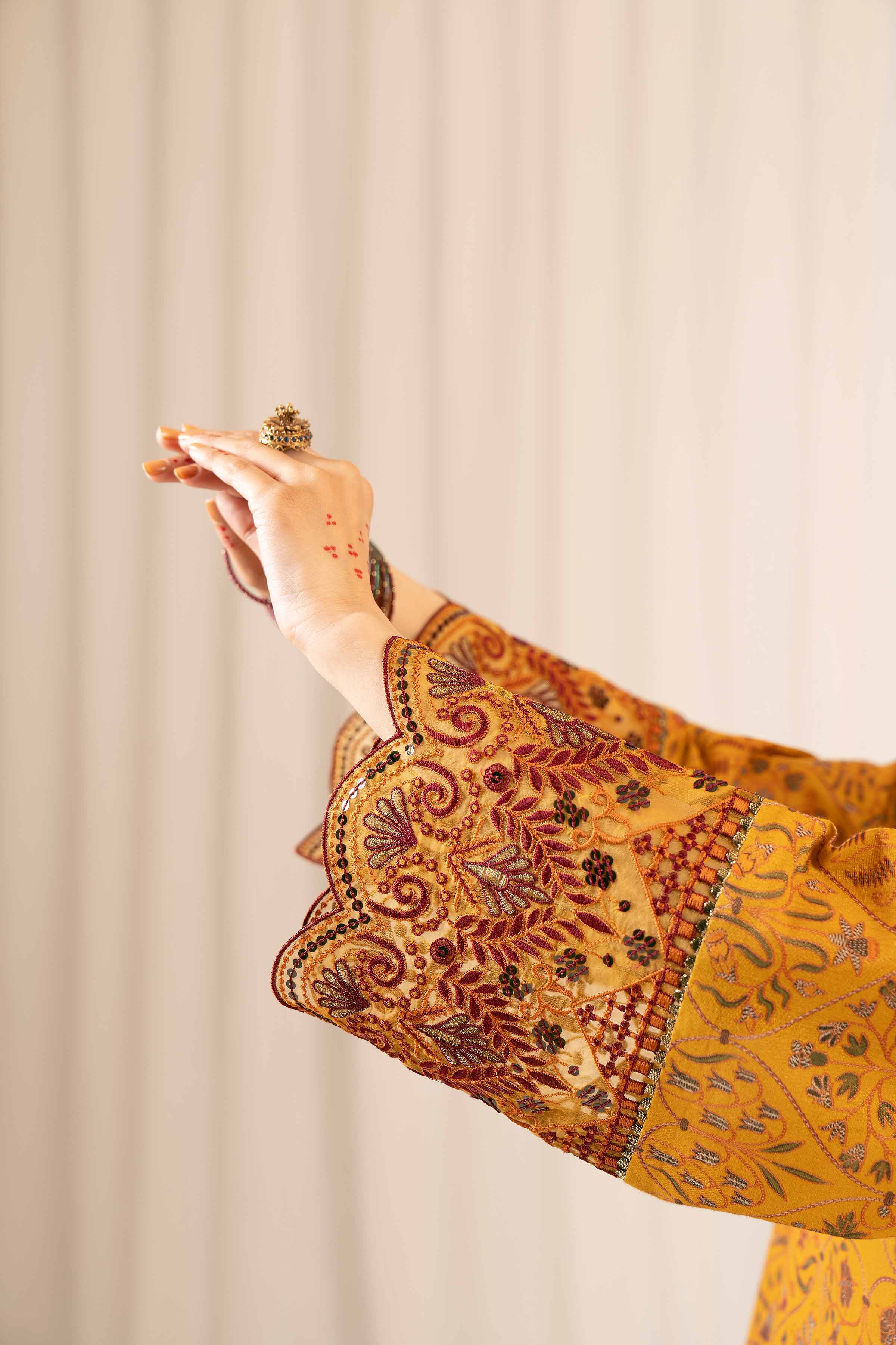 2 Piece - Printed Embroidered Suit - PFE25-17 - Image 9