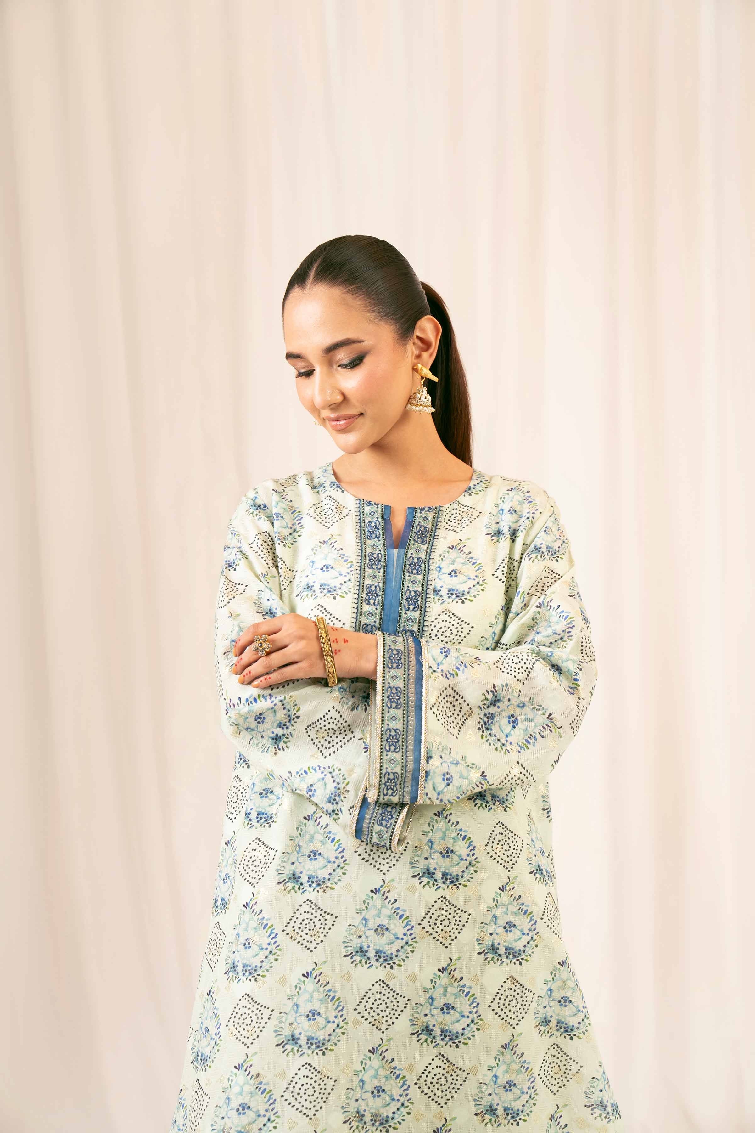 2 Piece - Printed Embroidered Suit - PFE25-19 - Image 4