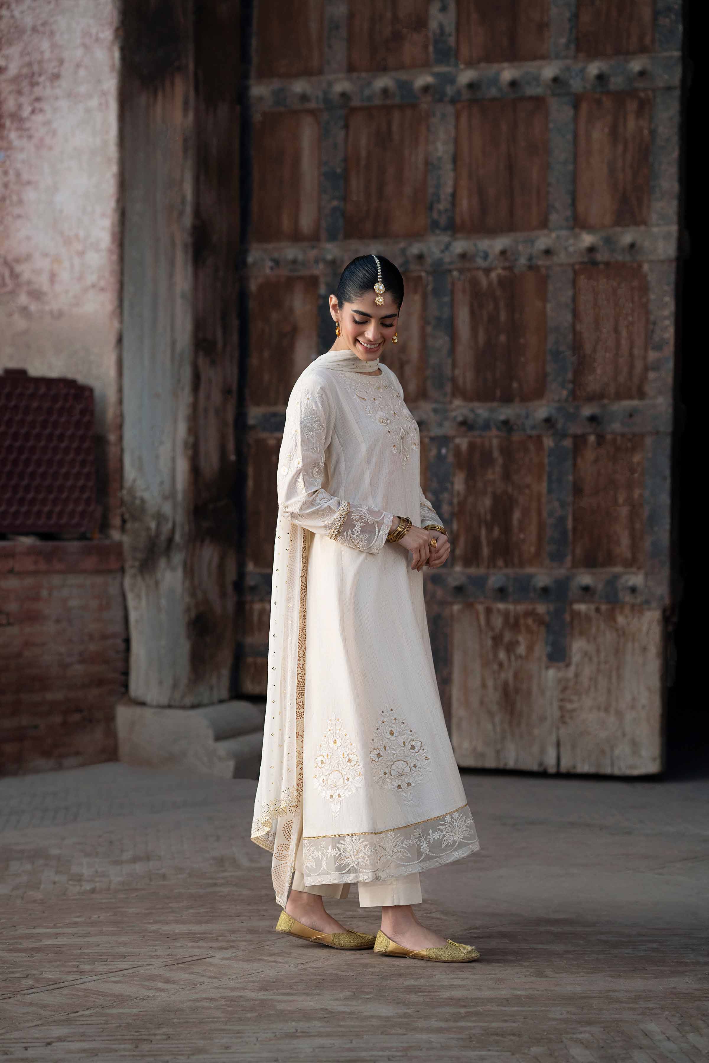 3 Piece - Embroidered Suit - PFE25-27 - Image 4