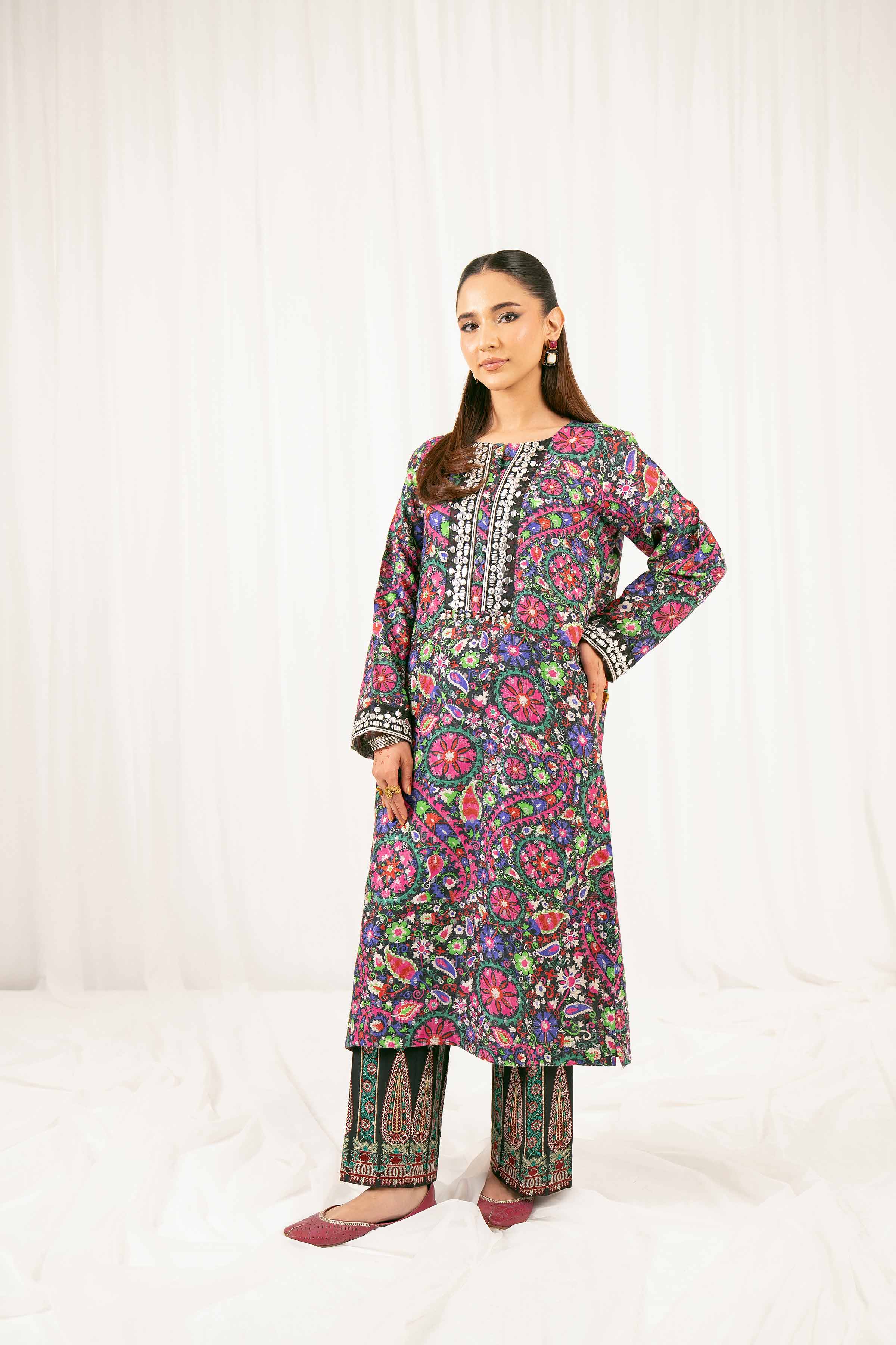 2 Piece - Printed Embroidered Suit - PFE25-28 - Image 4