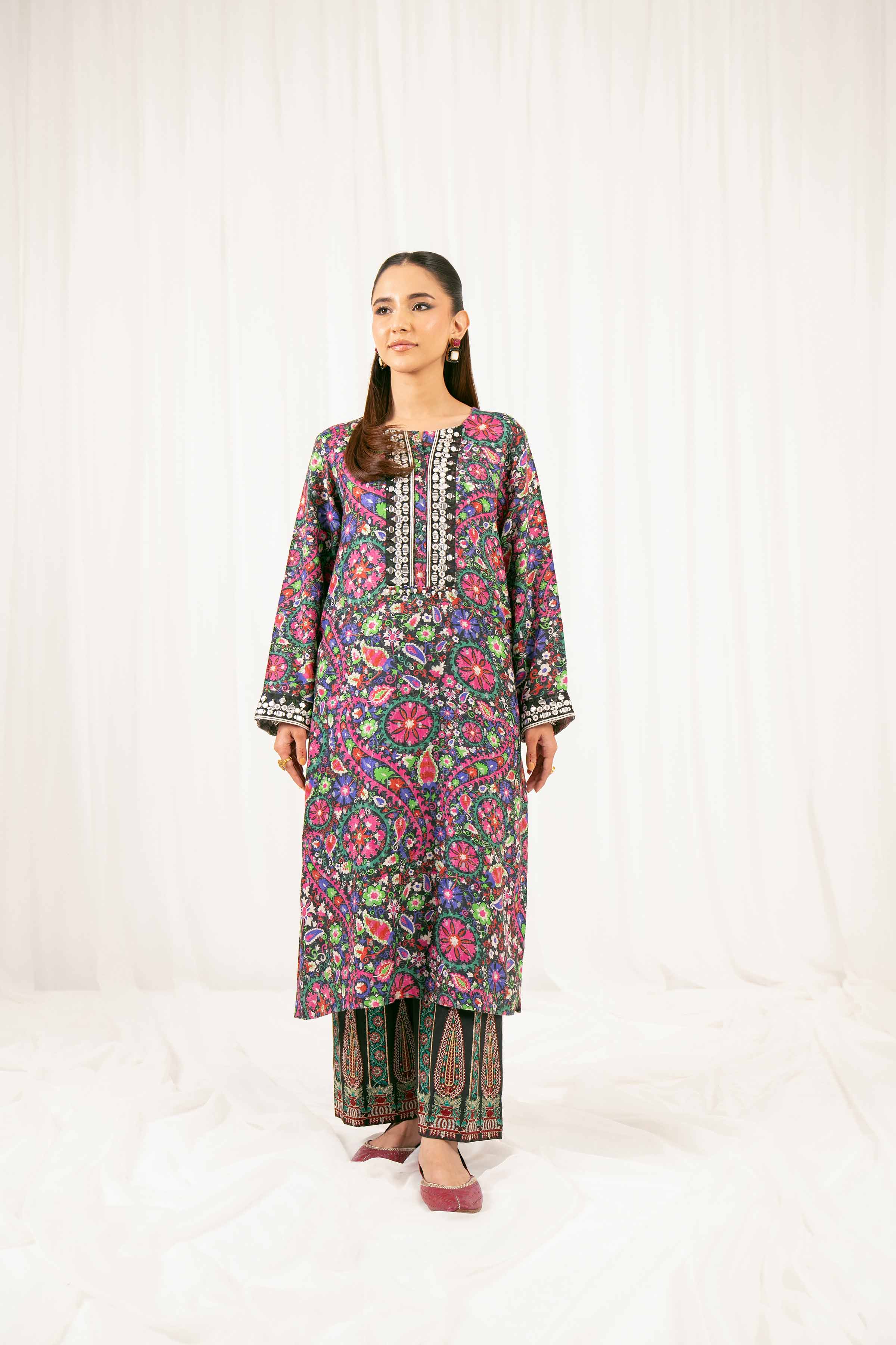 2 Piece - Printed Embroidered Suit - PFE25-28 - Image 7