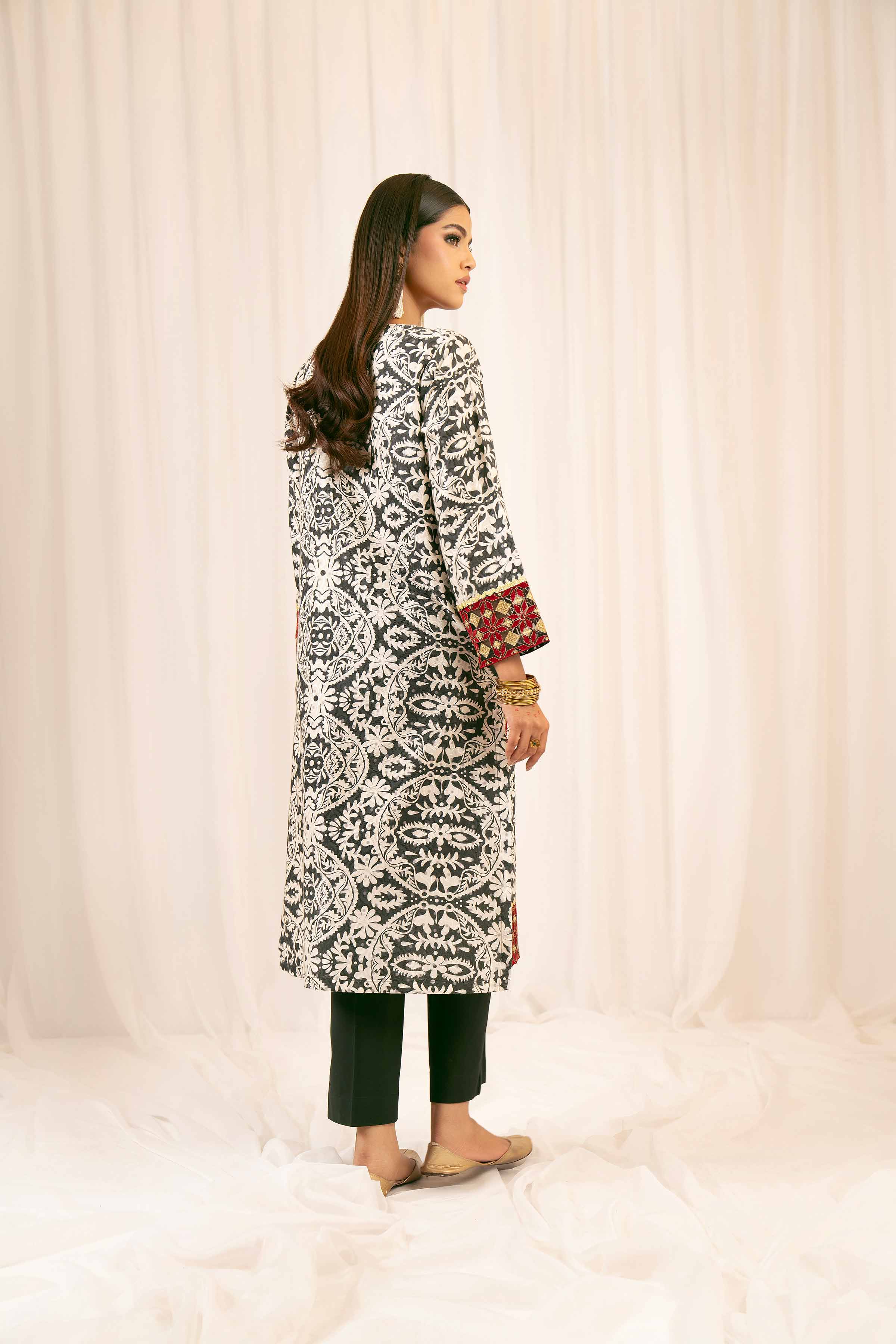 2 Piece - Printed Embroidered Suit - PFE25-31 - Image 3