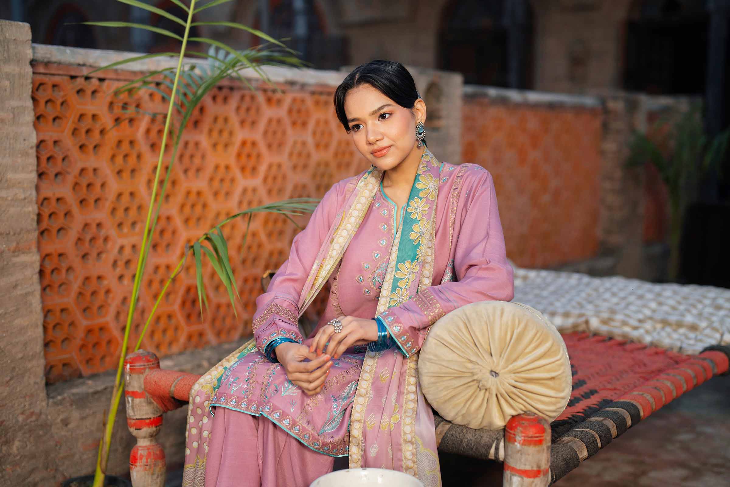 3 Piece - Embroidered Suit - PFE26-01 - Image 4
