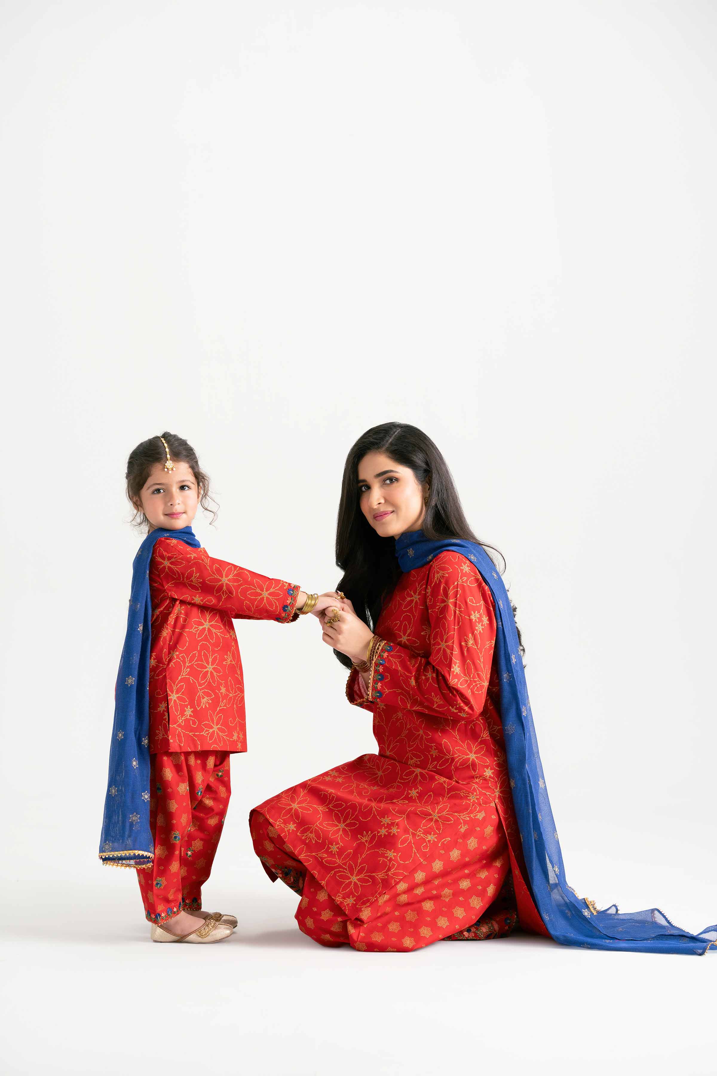 3 Piece - Printed Embroidered Suit - PMD25-03 M - Image 10