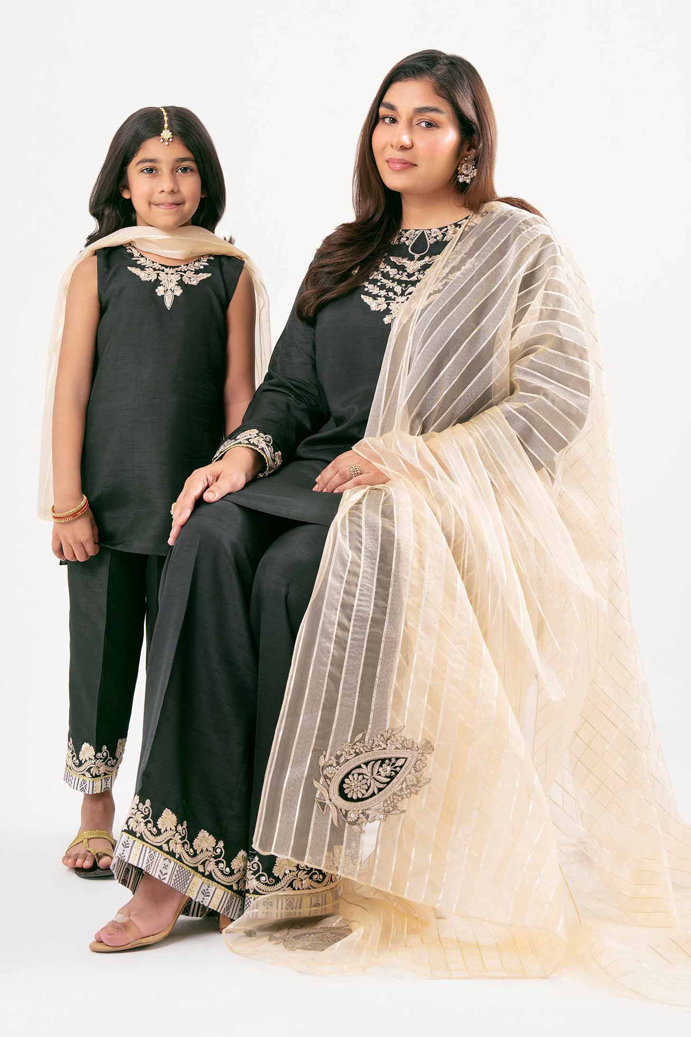 3 Piece - Embroidered Suit - PMD25-17 D - Image 10
