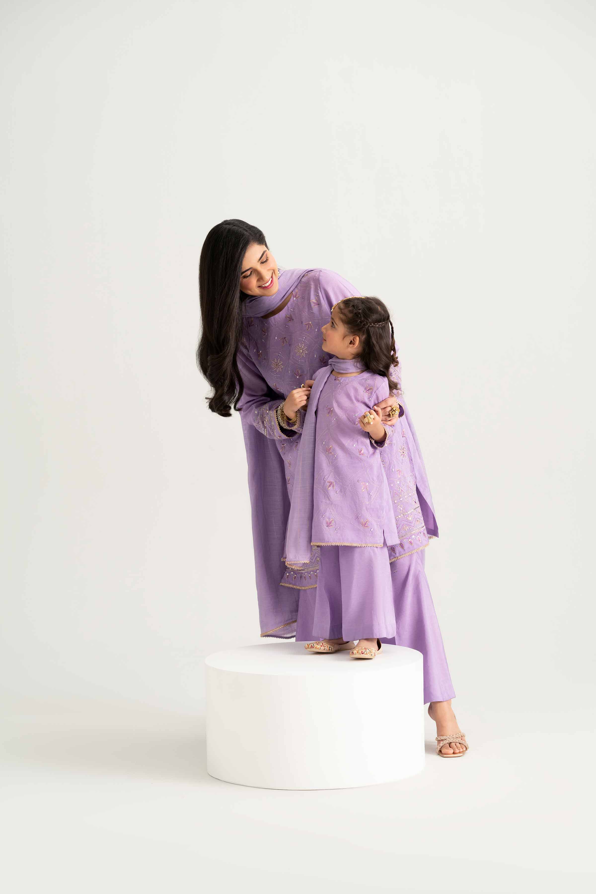 3 Piece - Embroidered Suit - PMD25-18 D - Image 10