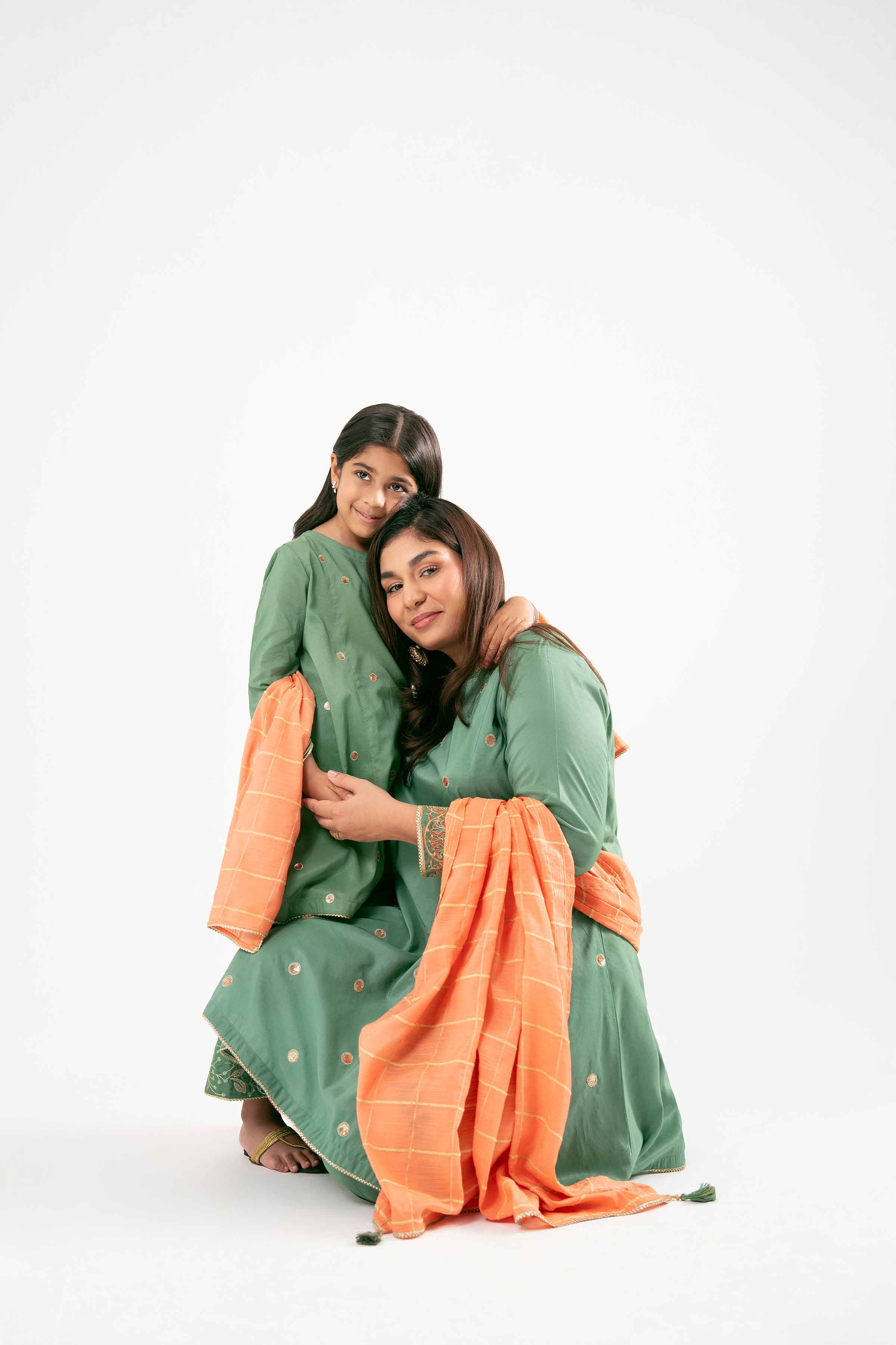 3 Piece - Embroidered Suit - PMD25-19 M - Image 15