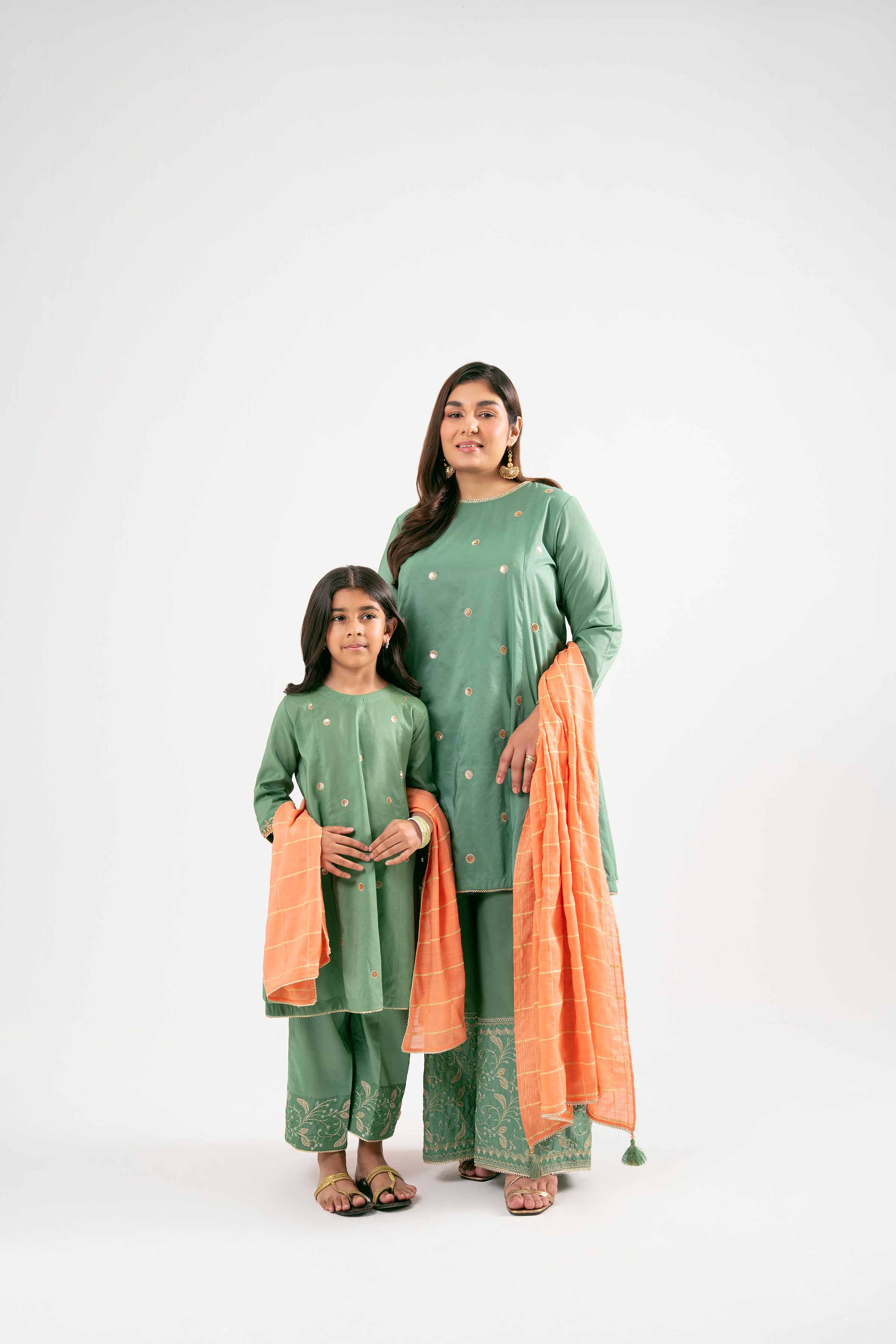 3 Piece - Embroidered Suit - PMD25-19 M - Image 8