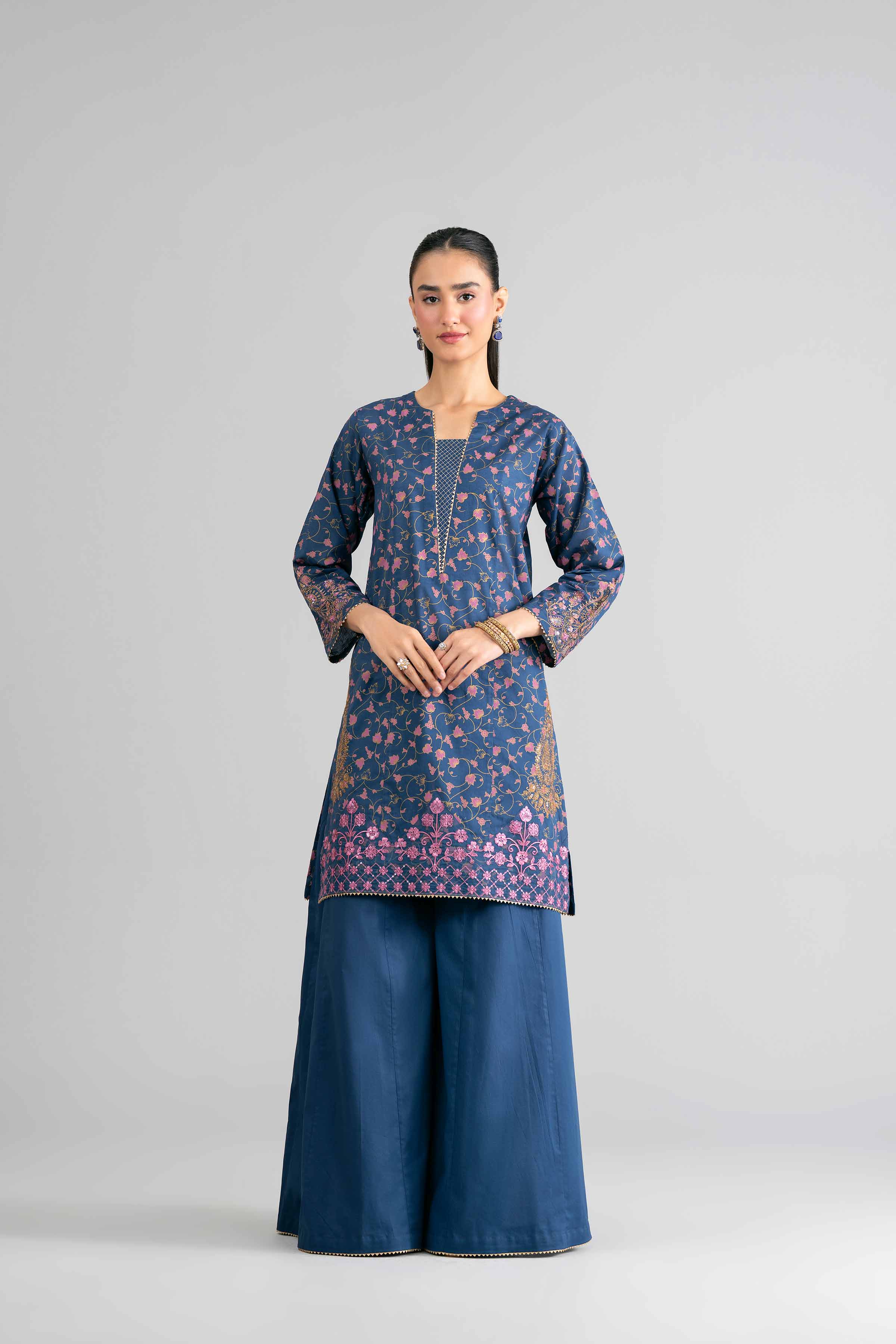 2 Piece - Printed Embroidered Suit - PMD26-04 M - Image 5