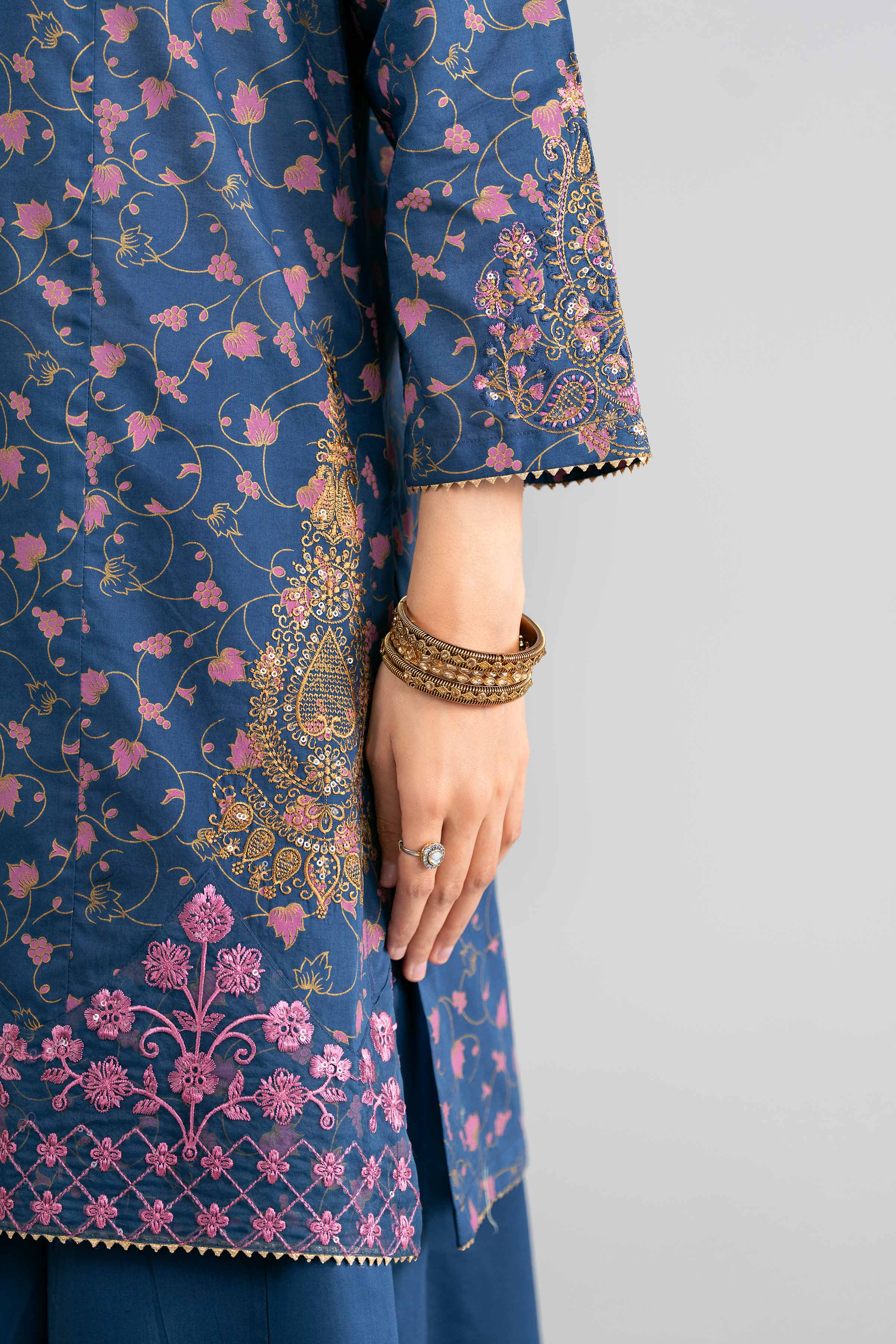 2 Piece - Printed Embroidered Suit - PMD26-04 M - Image 7