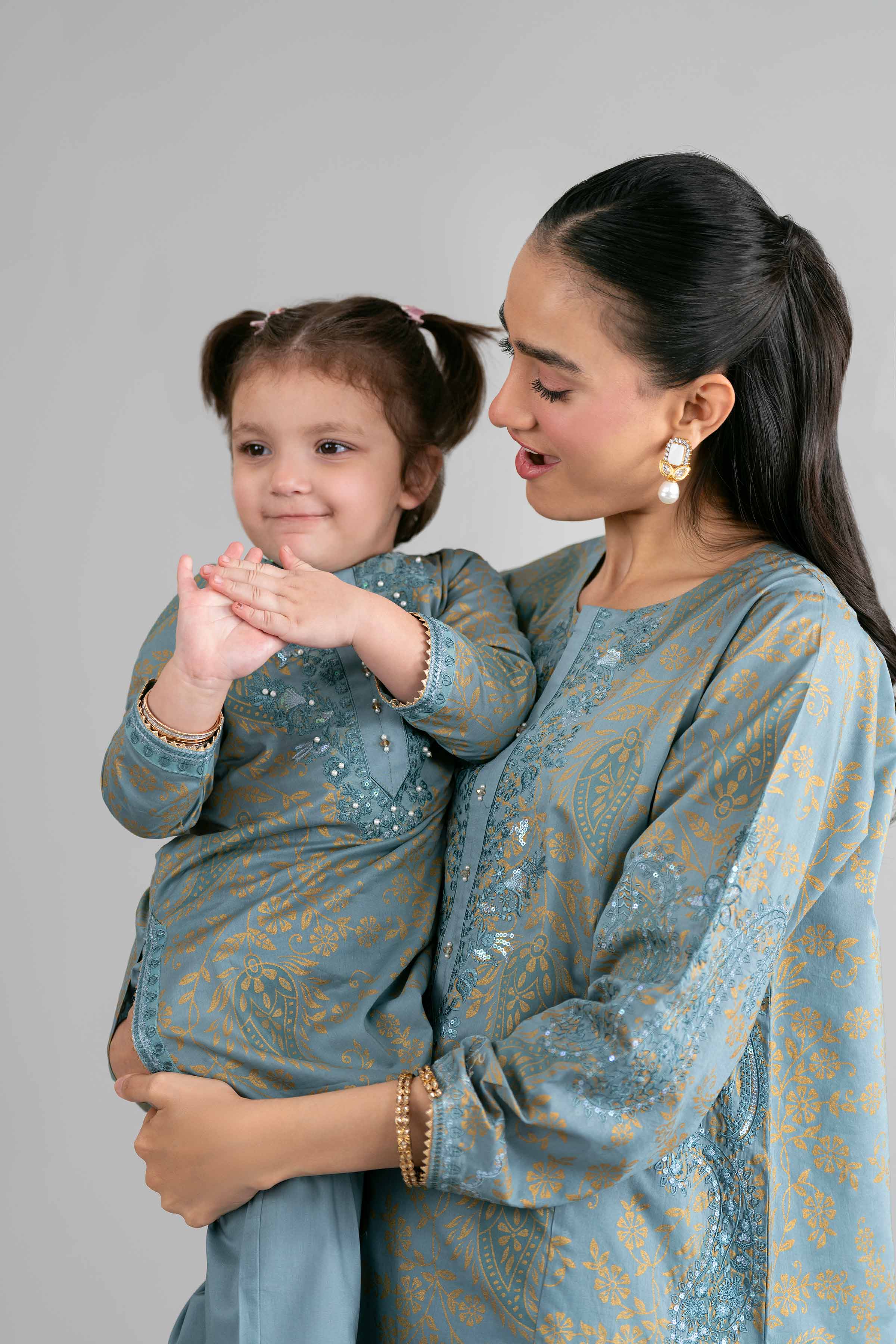 2 Piece - Printed Embroidered Suit - PMD26-05 M - Image 5