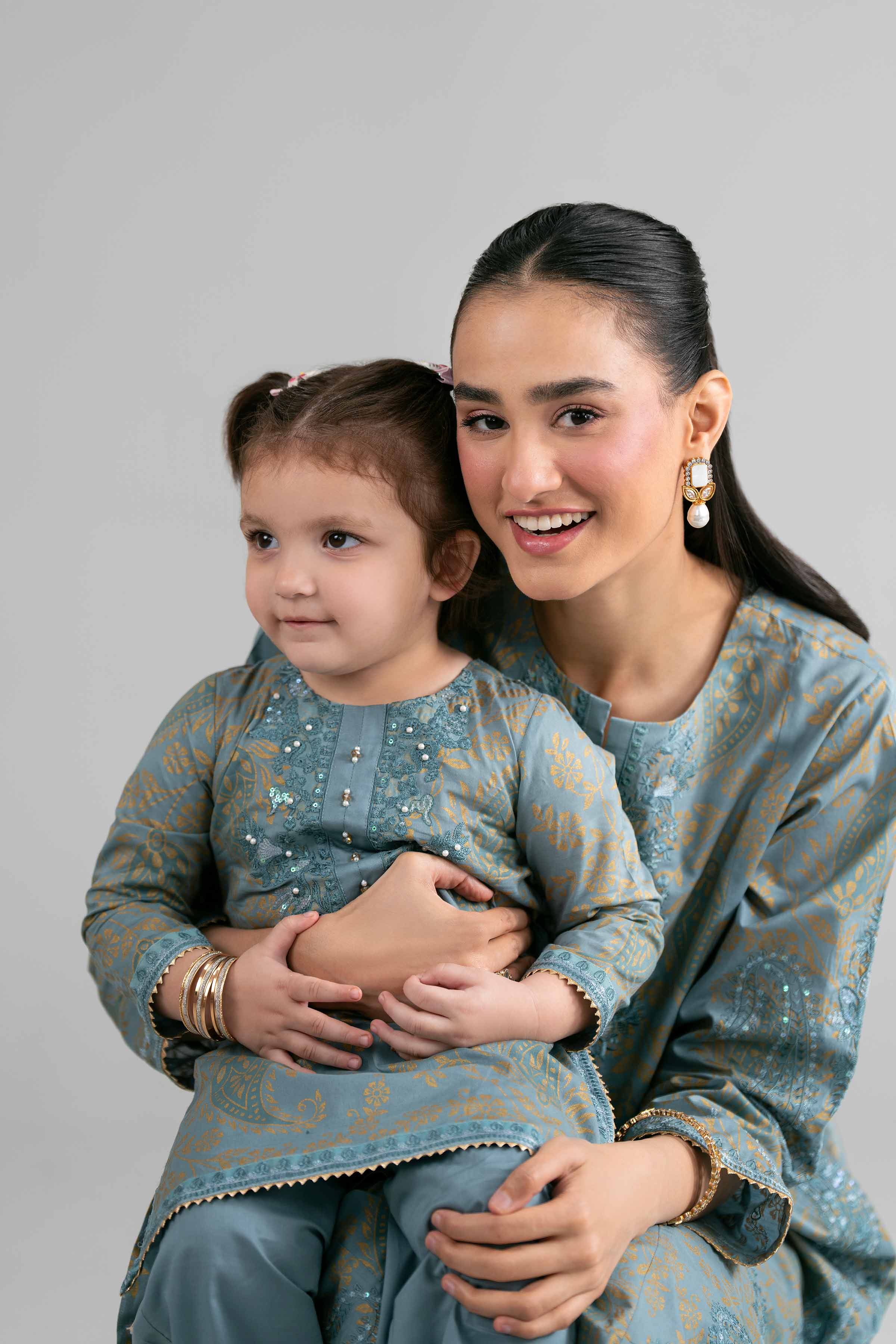 2 Piece - Printed Embroidered Suit - PMD26-05 M - Image 7