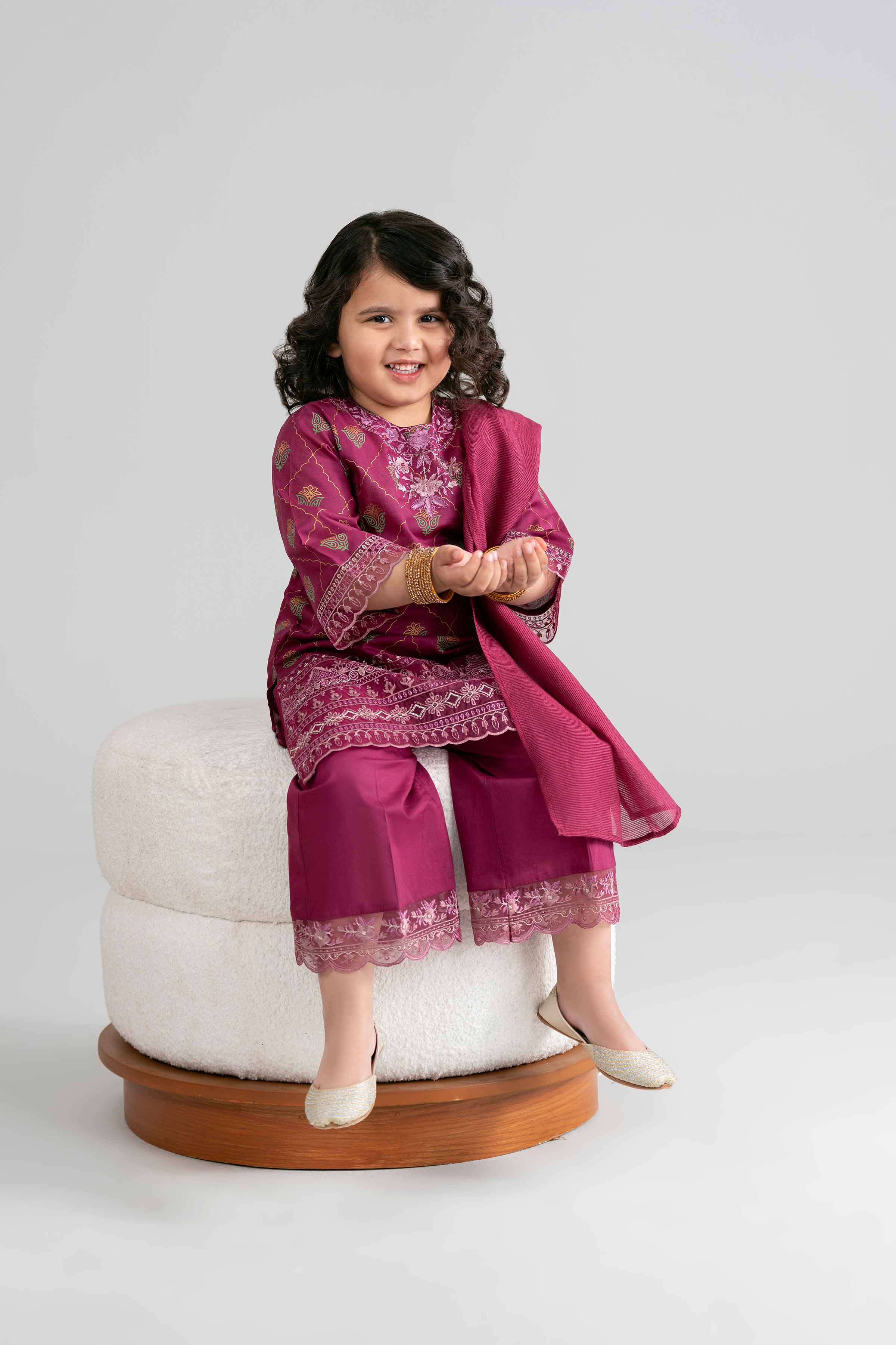 3 Piece - Printed Embroidered Suit - PMD26-41 D - Image 4