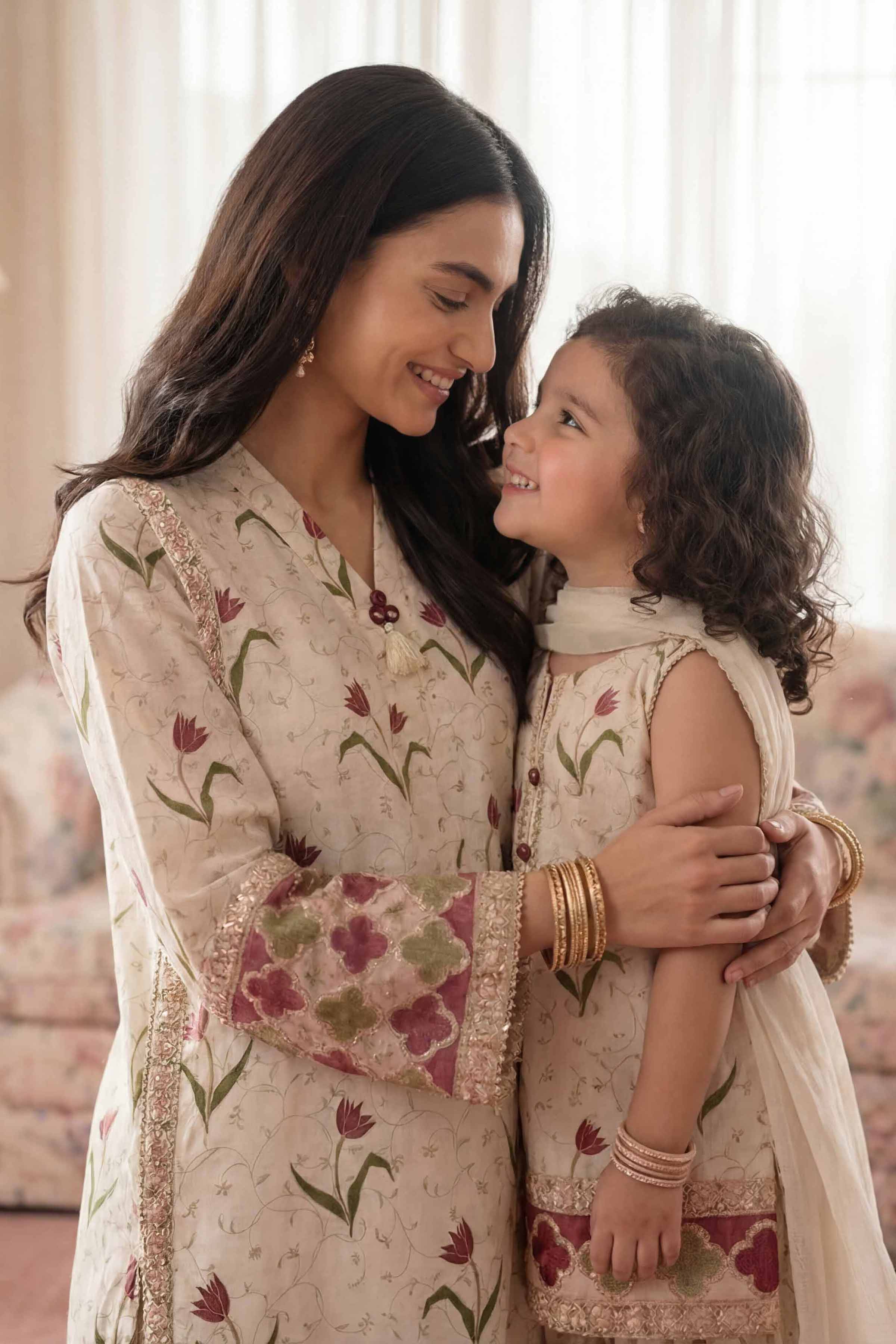3 Piece - Printed Embroidered Suit - PMD26-45 M - Image 3